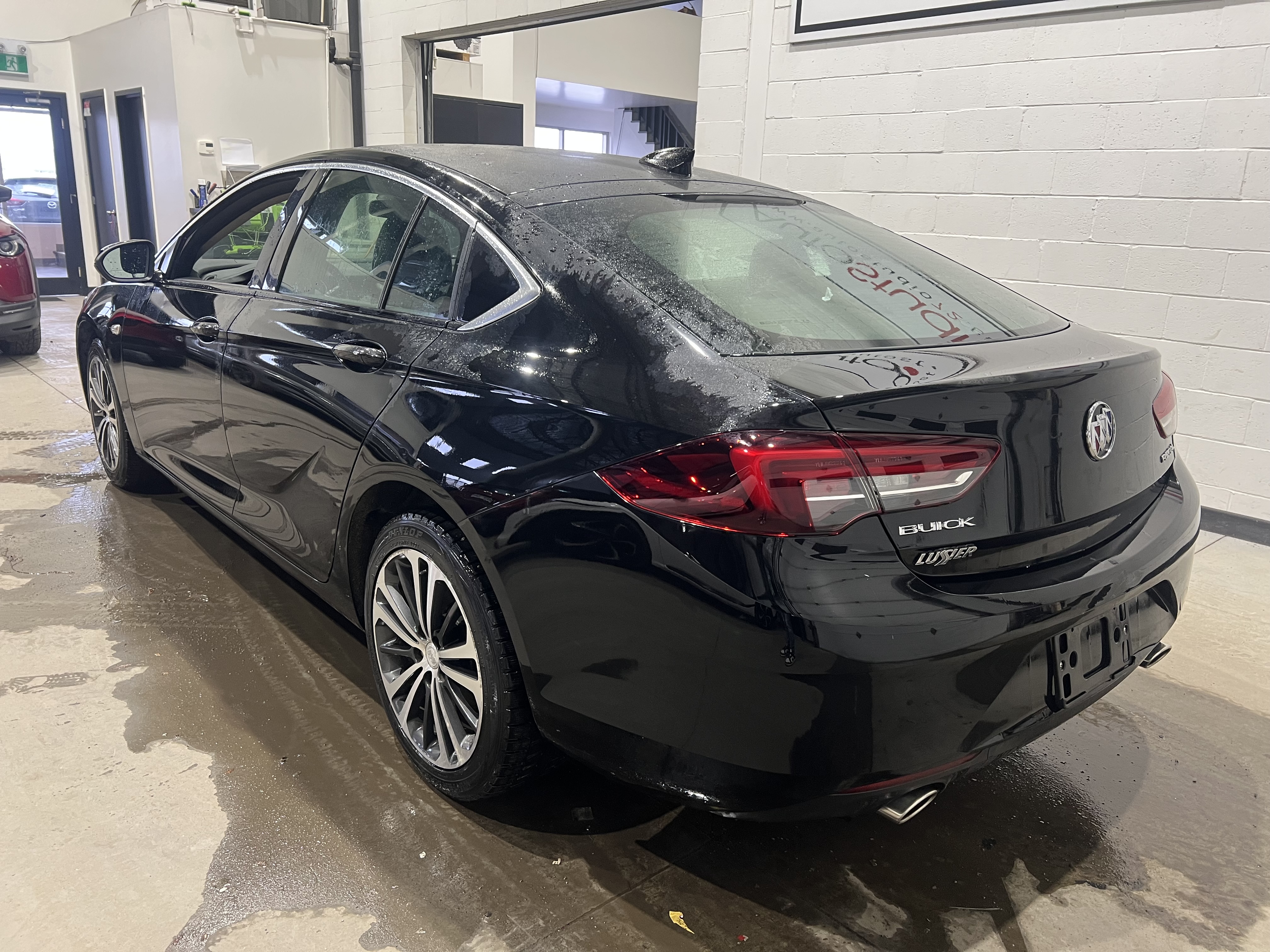 BUICK REGAL SPORTBACK 2018 - 3