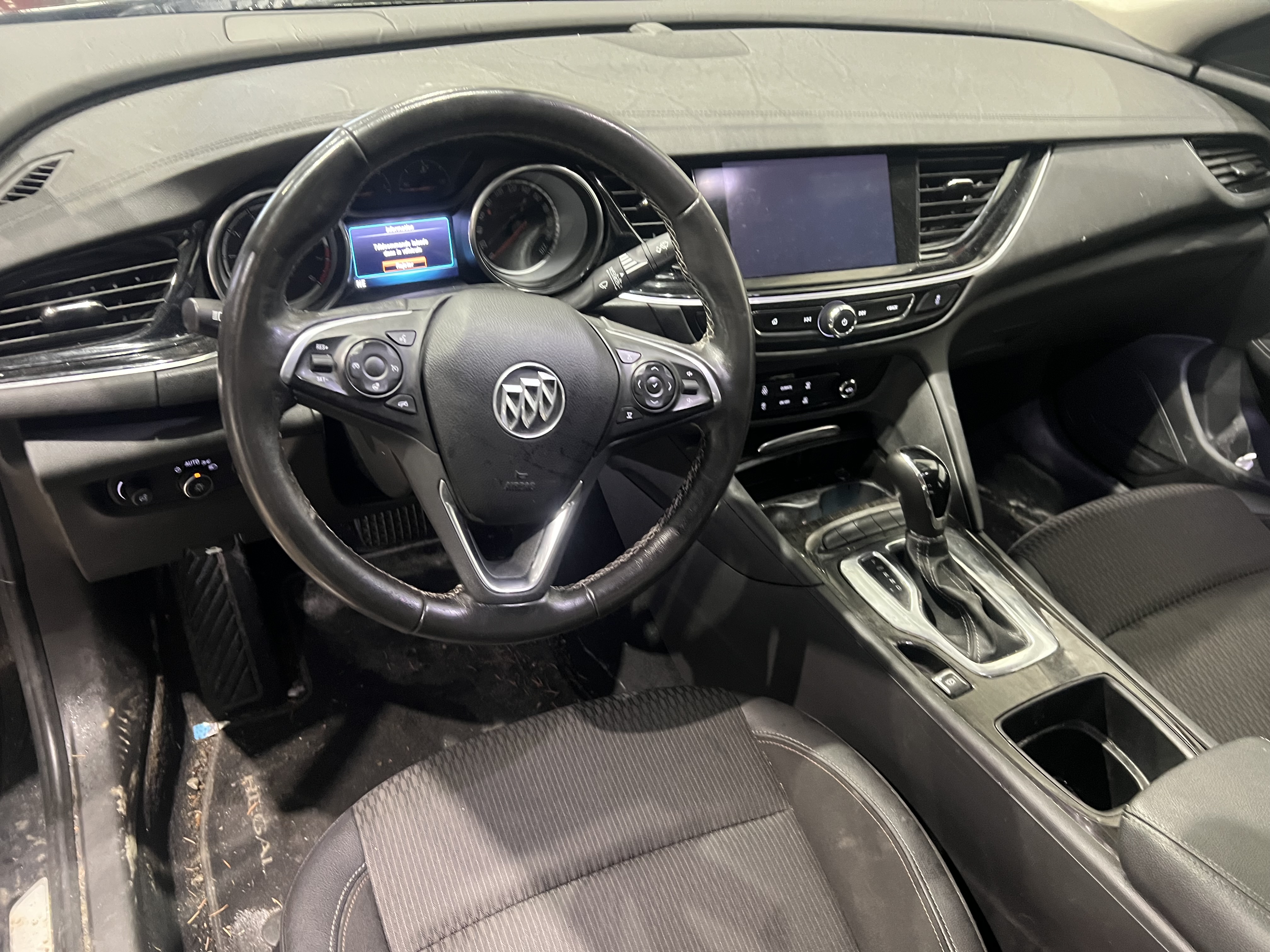 BUICK REGAL SPORTBACK 2018 - 6