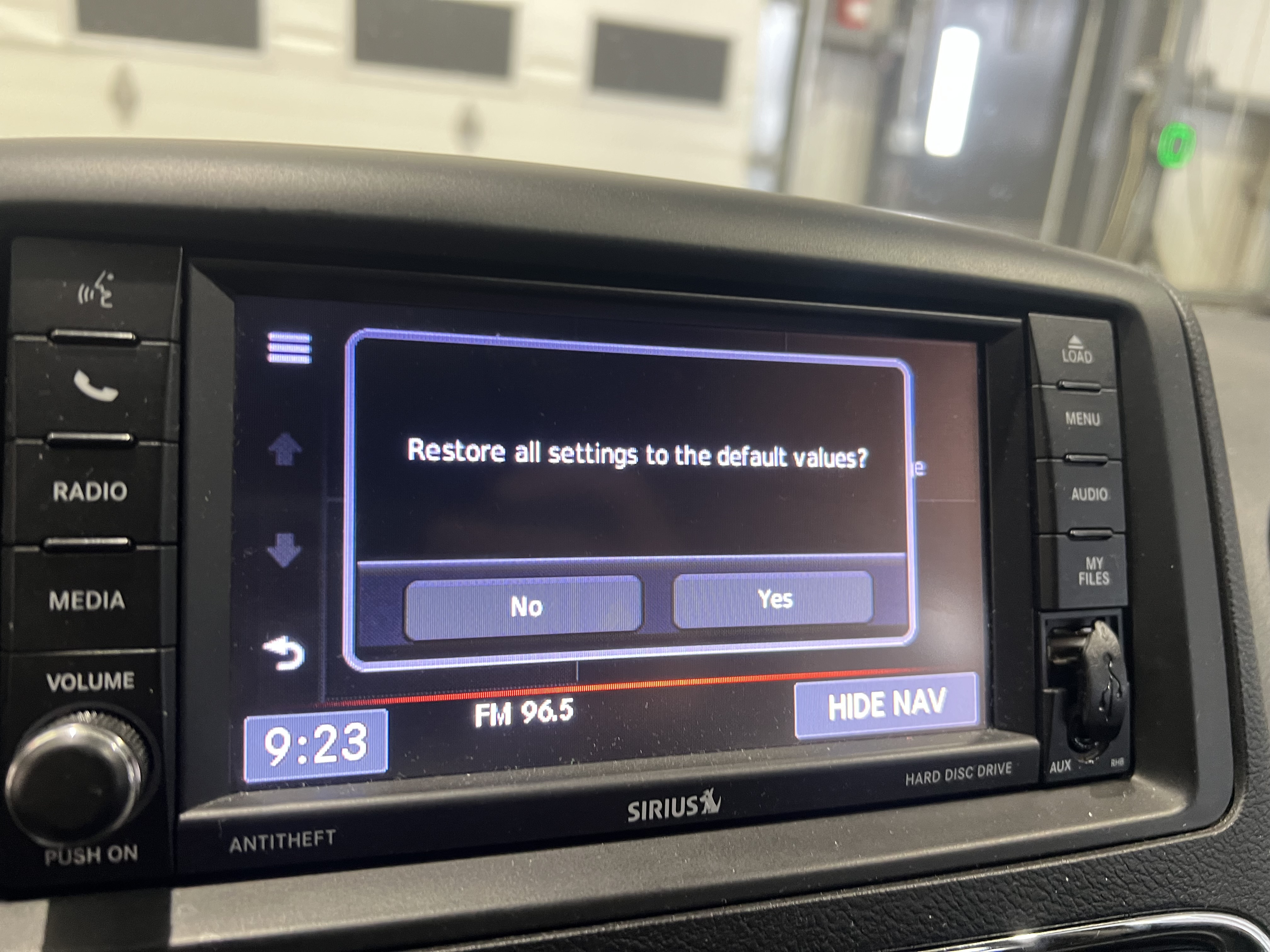 DODGE GRAND CARAVAN 2018 - 12