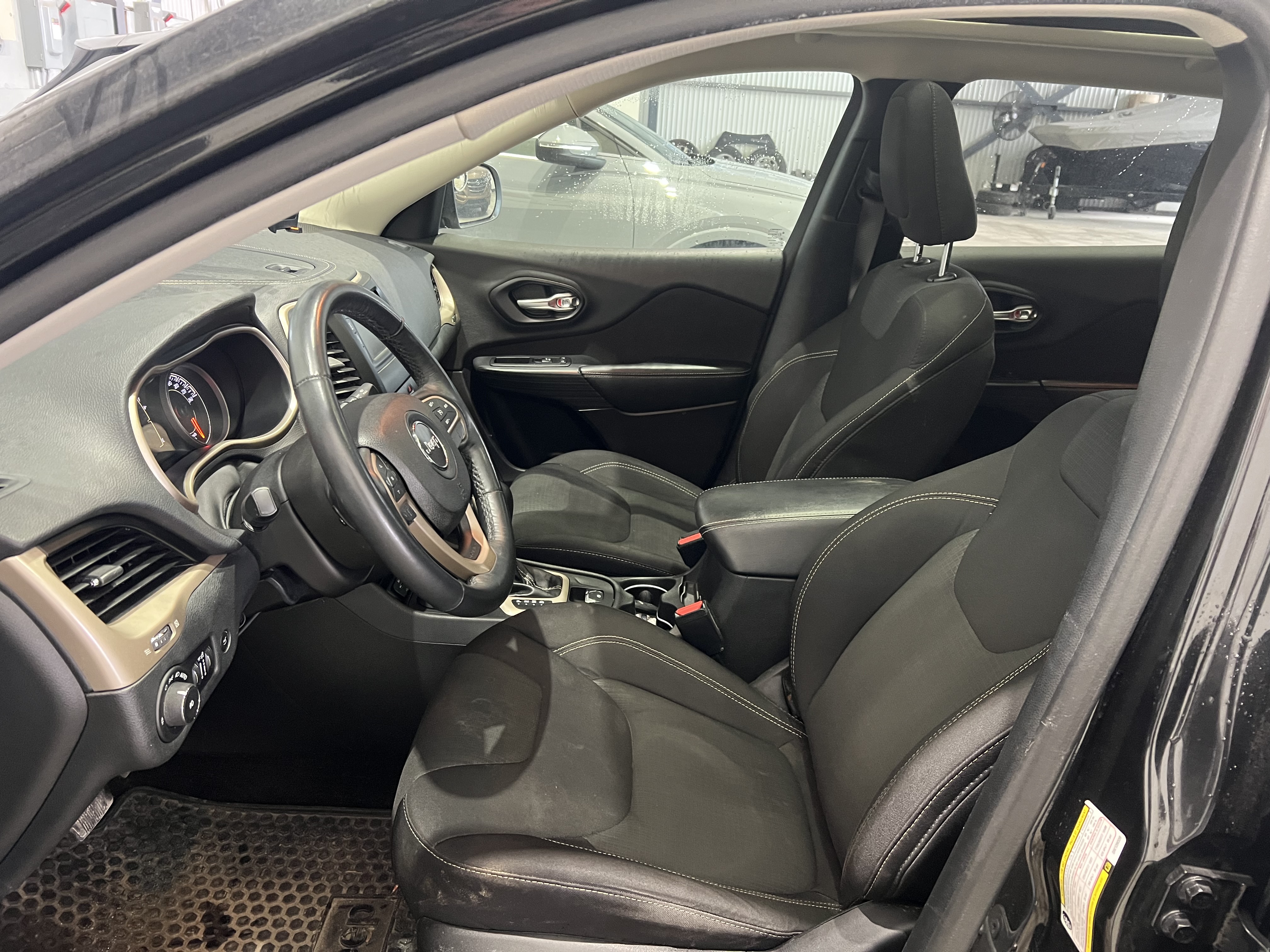 2016 Jeep Cherokee North