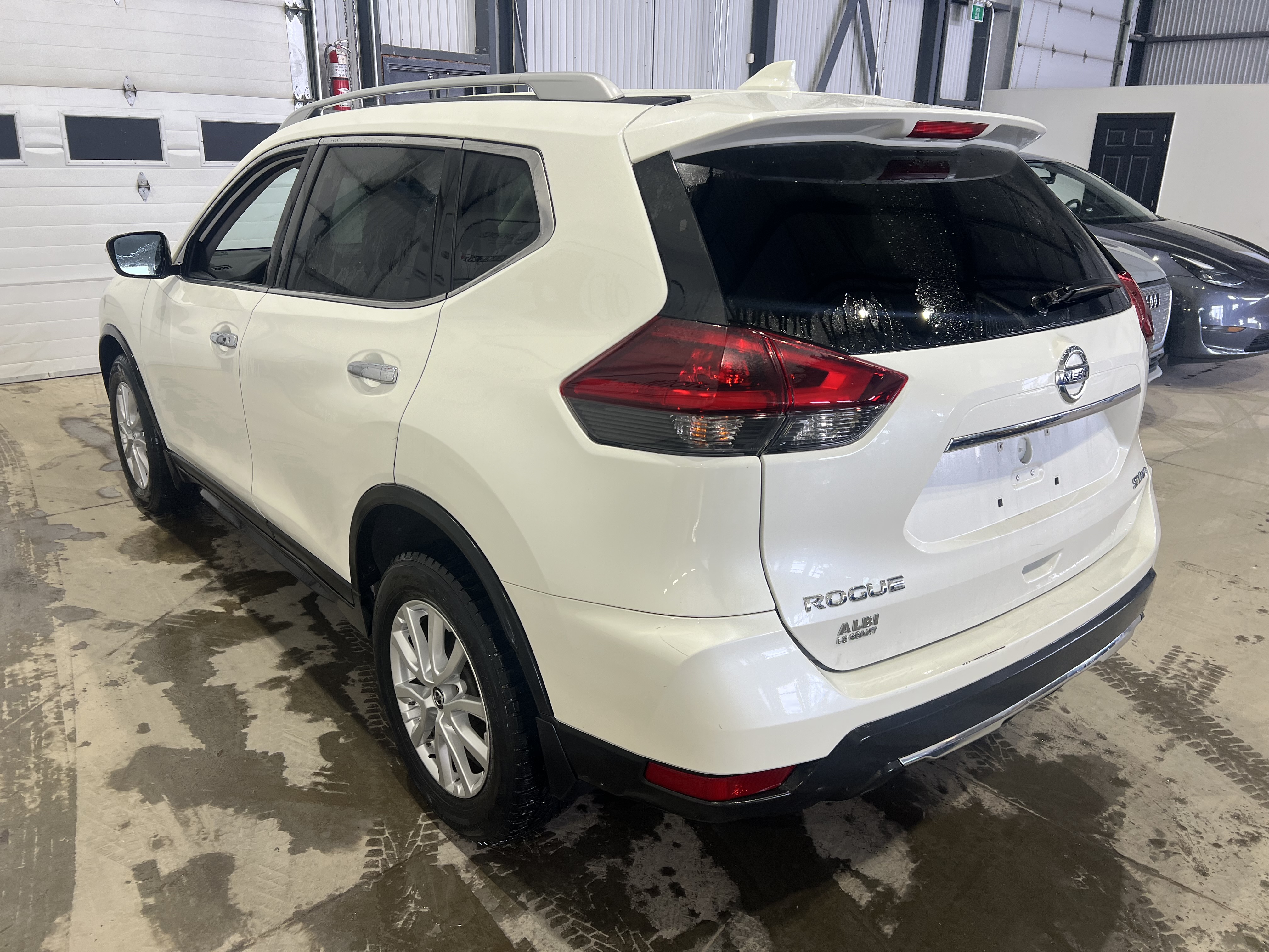NISSAN ROGUE 2020 - 3