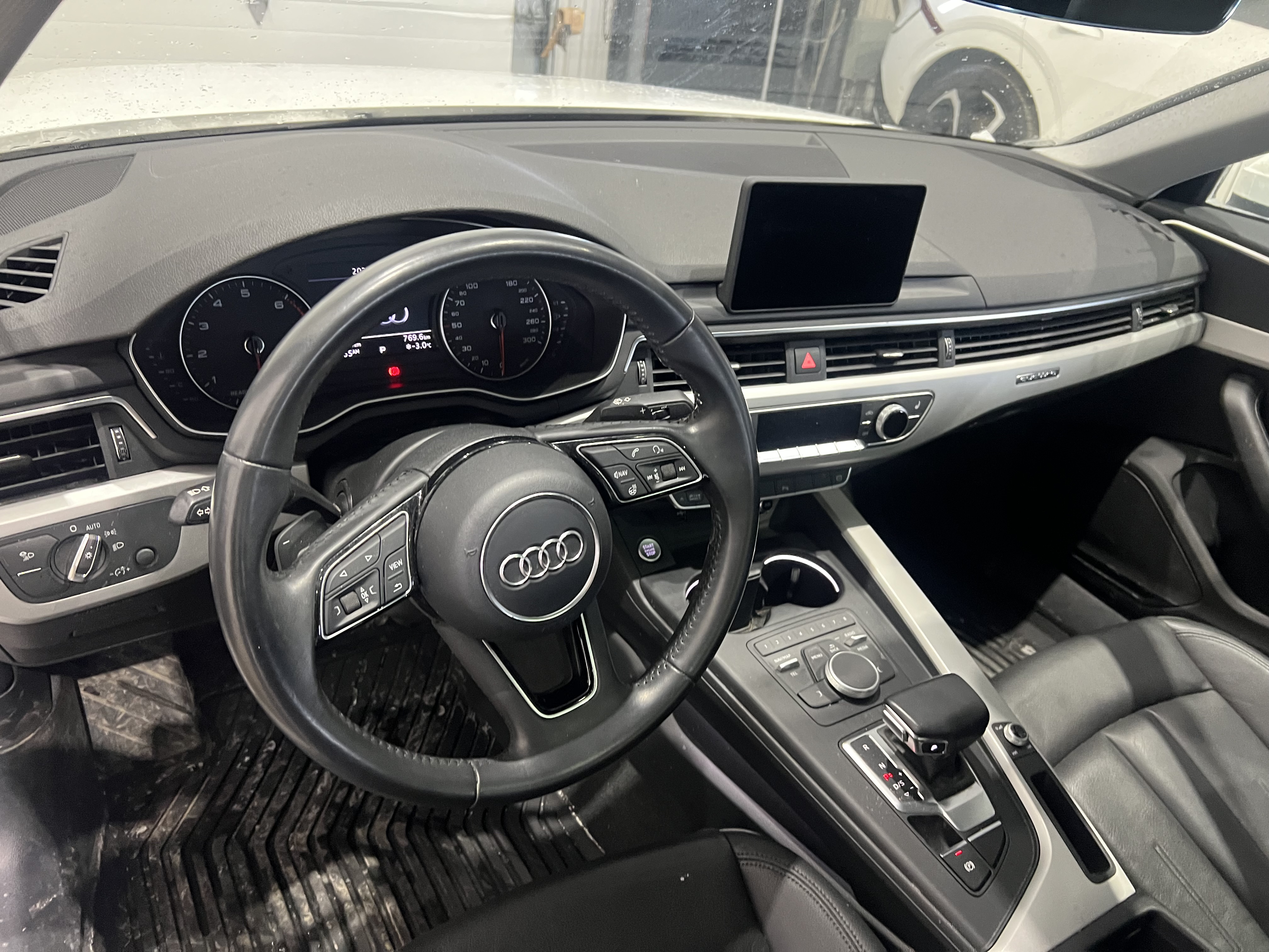 AUDI BERLINE A4 2019 - 6