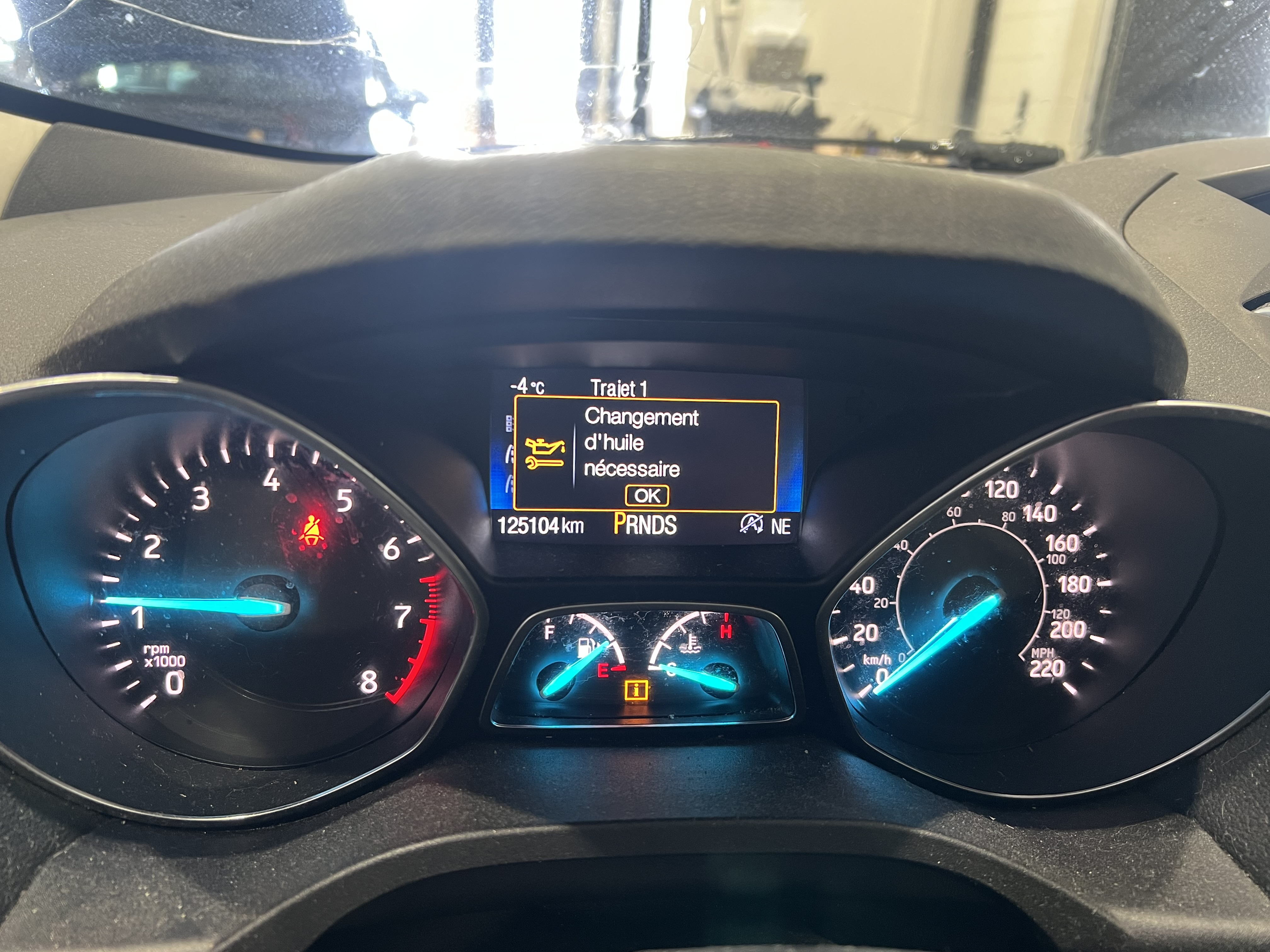 FORD ESCAPE 2017 - 8