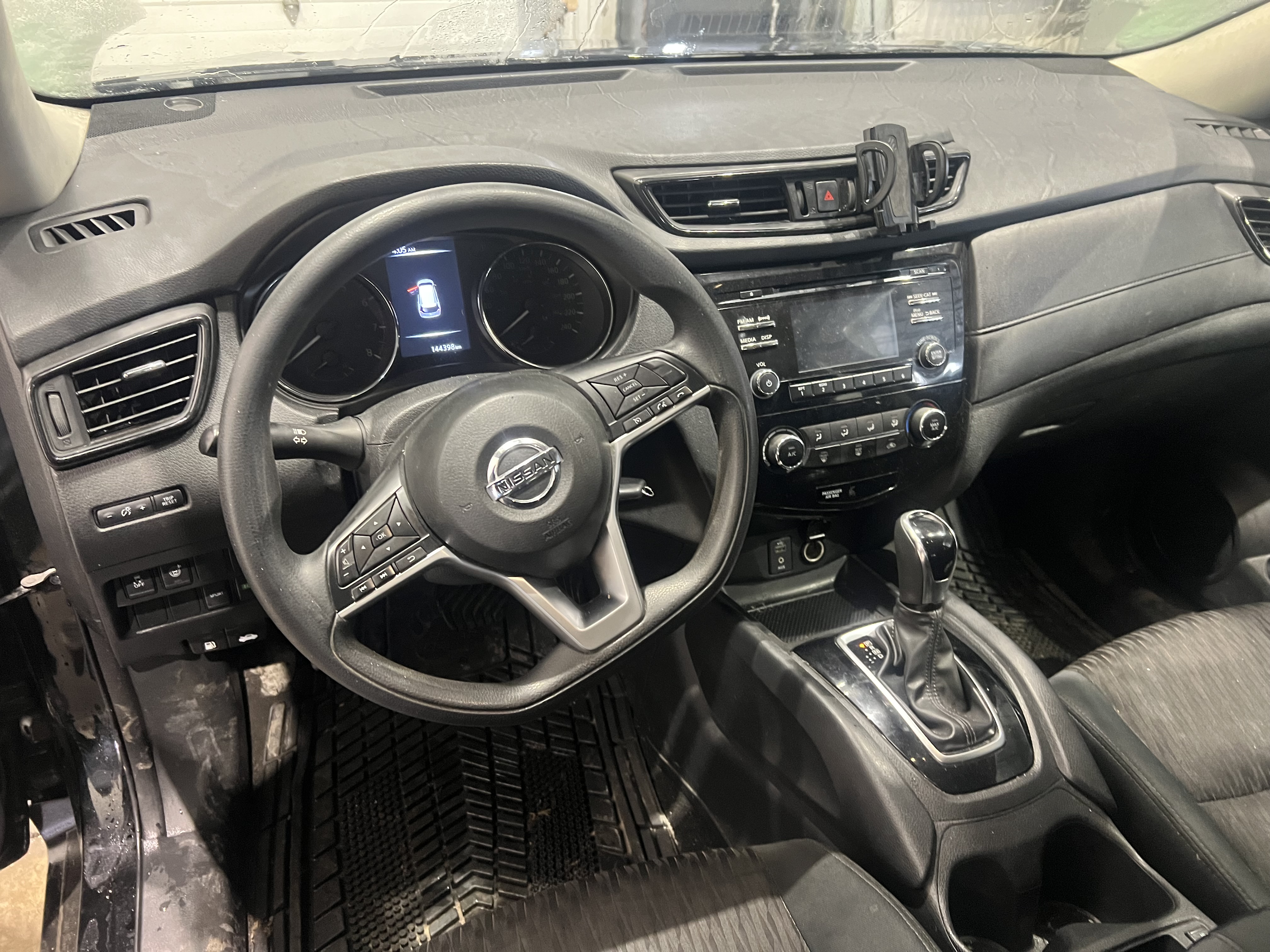 NISSAN ROGUE 2017 - 7