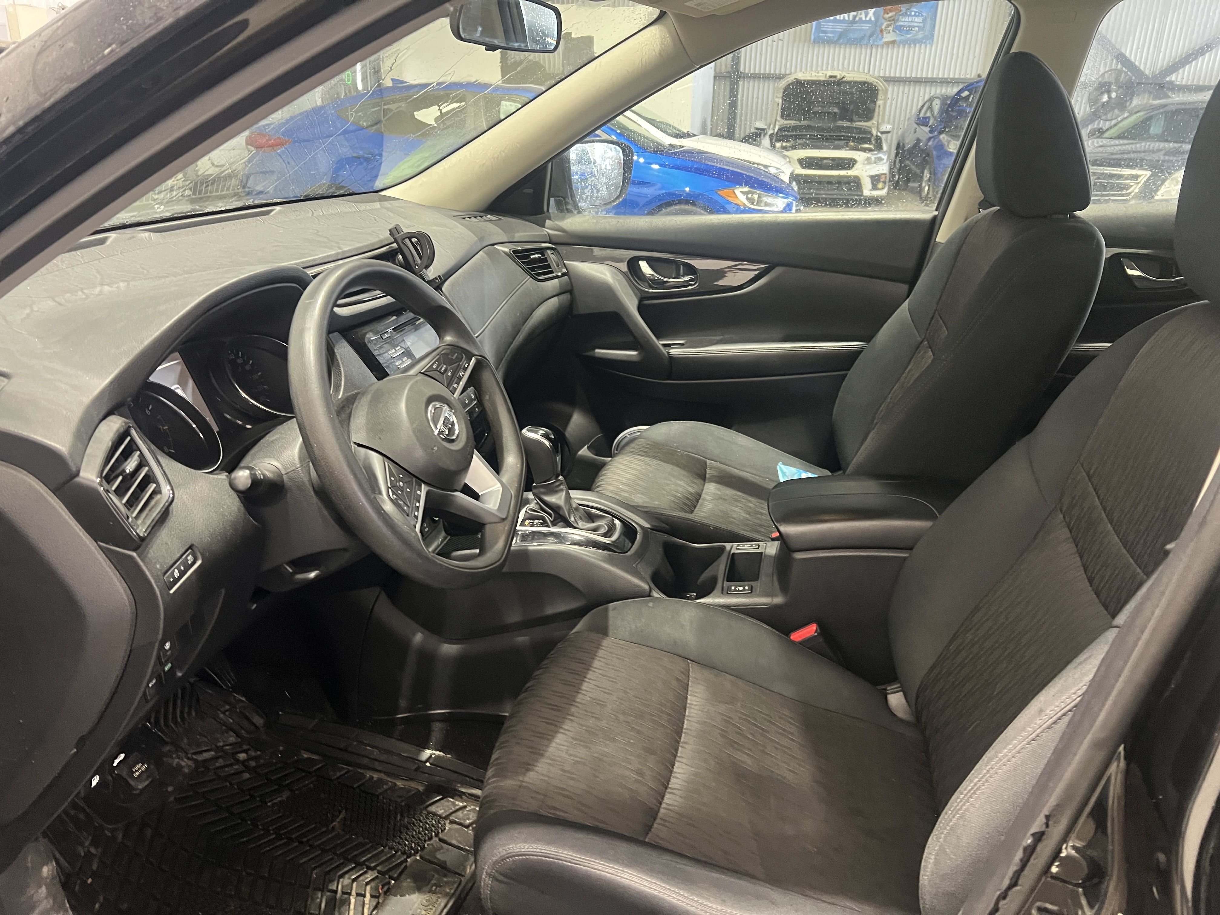 2017 Nissan Rogue S/SV