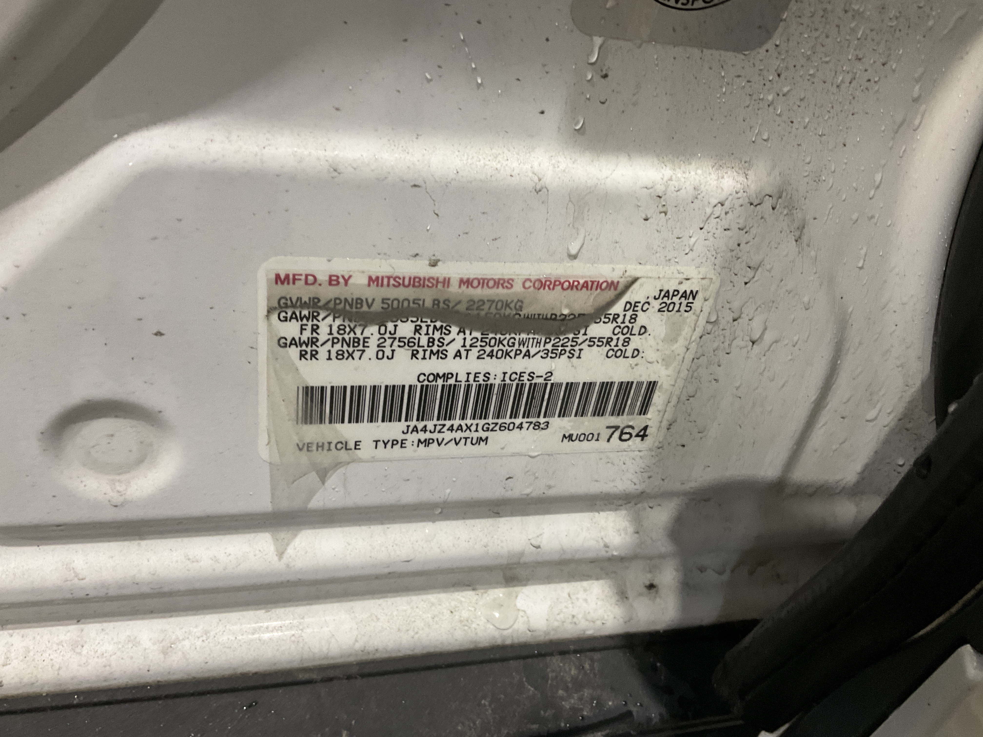 MITSUBISHI OUTLANDER 2016 - 9