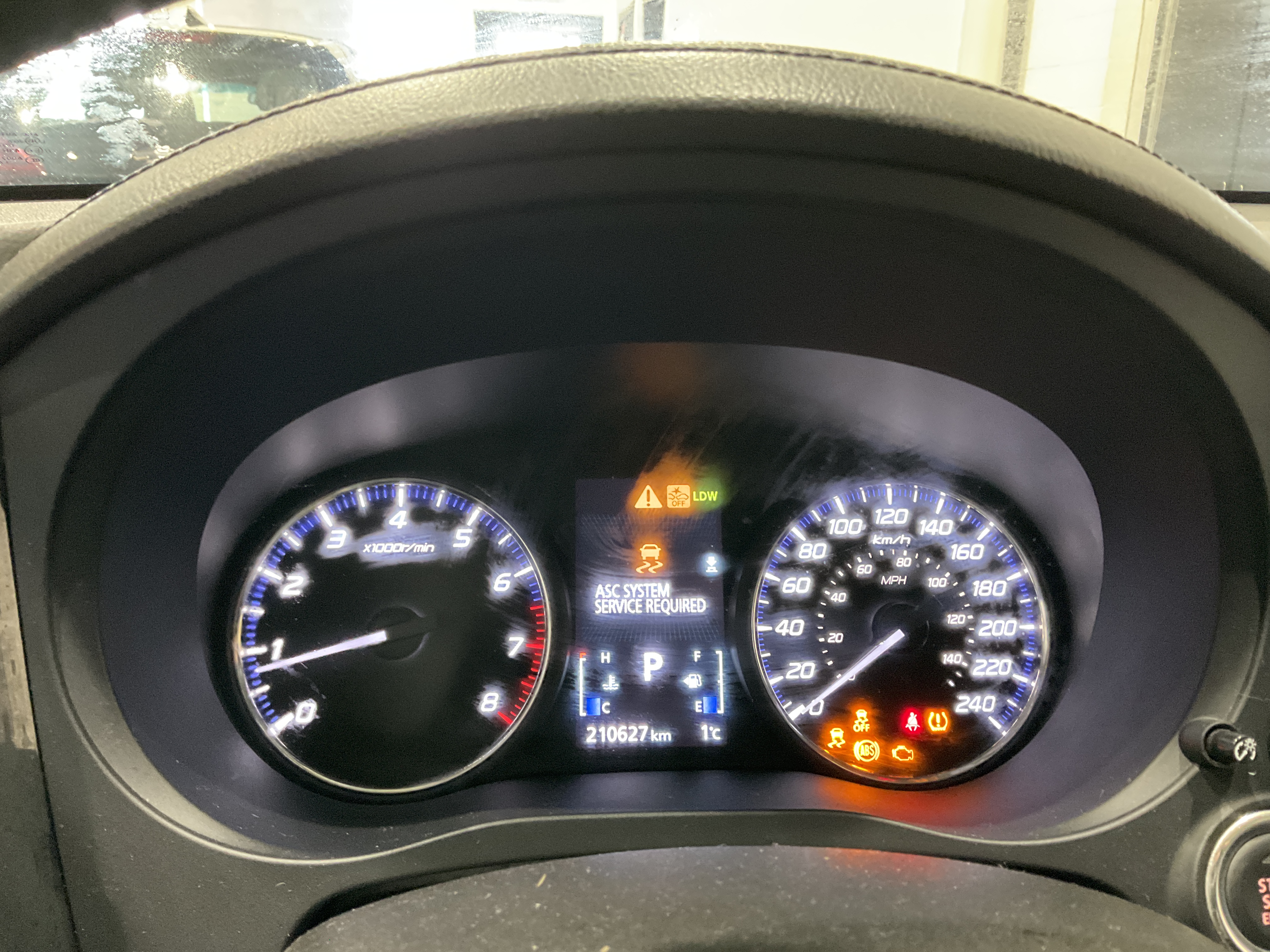 MITSUBISHI OUTLANDER 2016 - 11