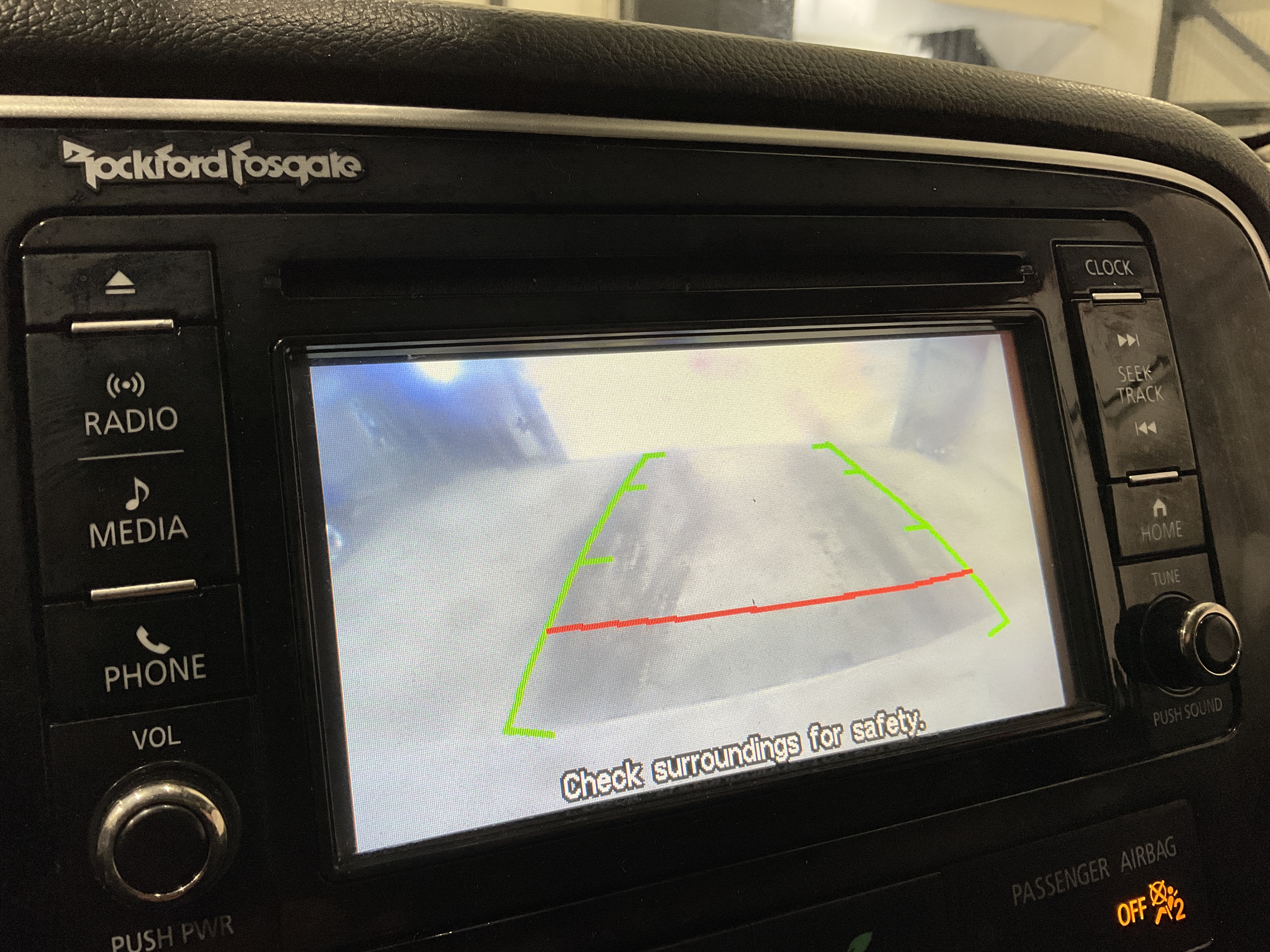 MITSUBISHI OUTLANDER 2016 - 12