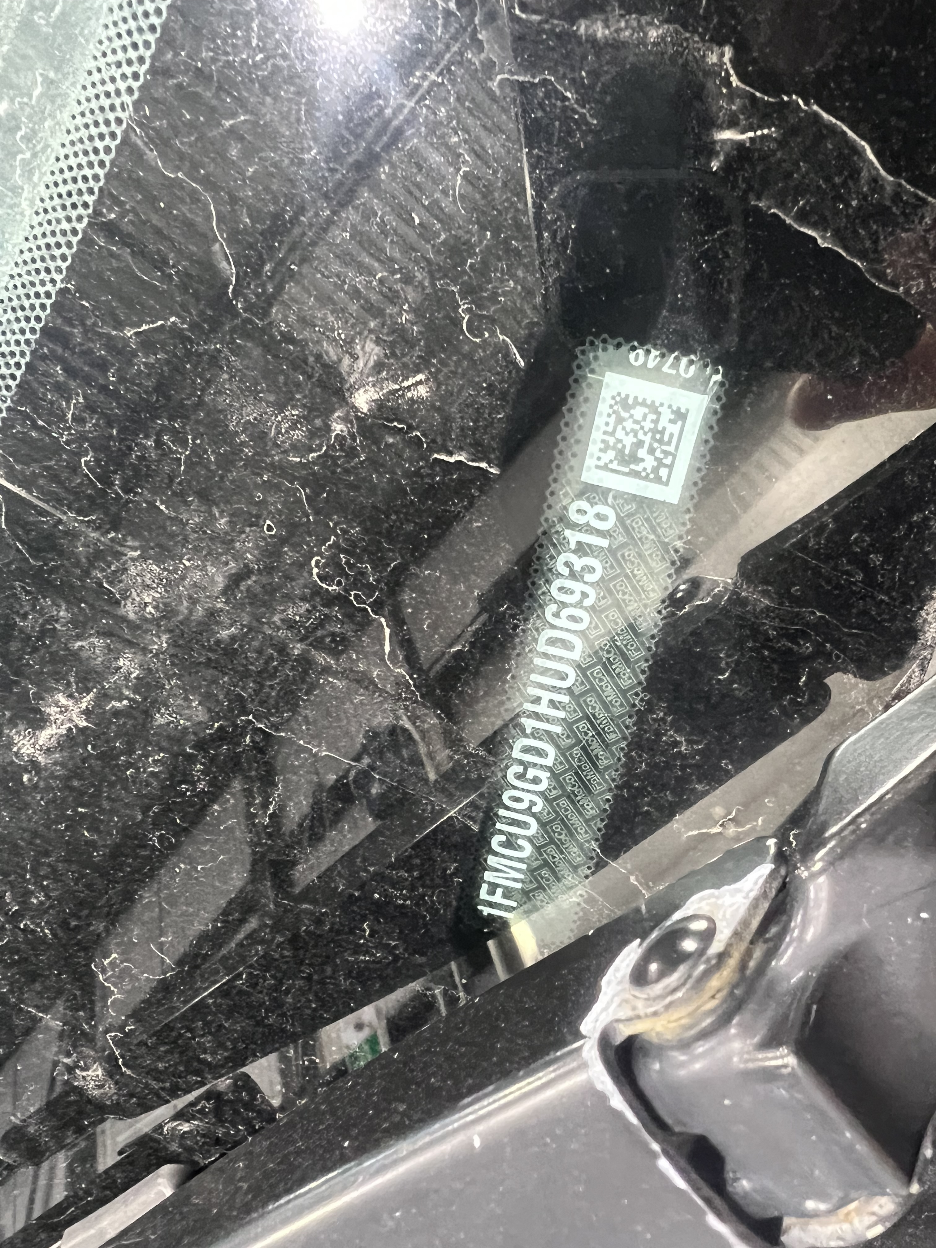 FORD ESCAPE 2017 - 10