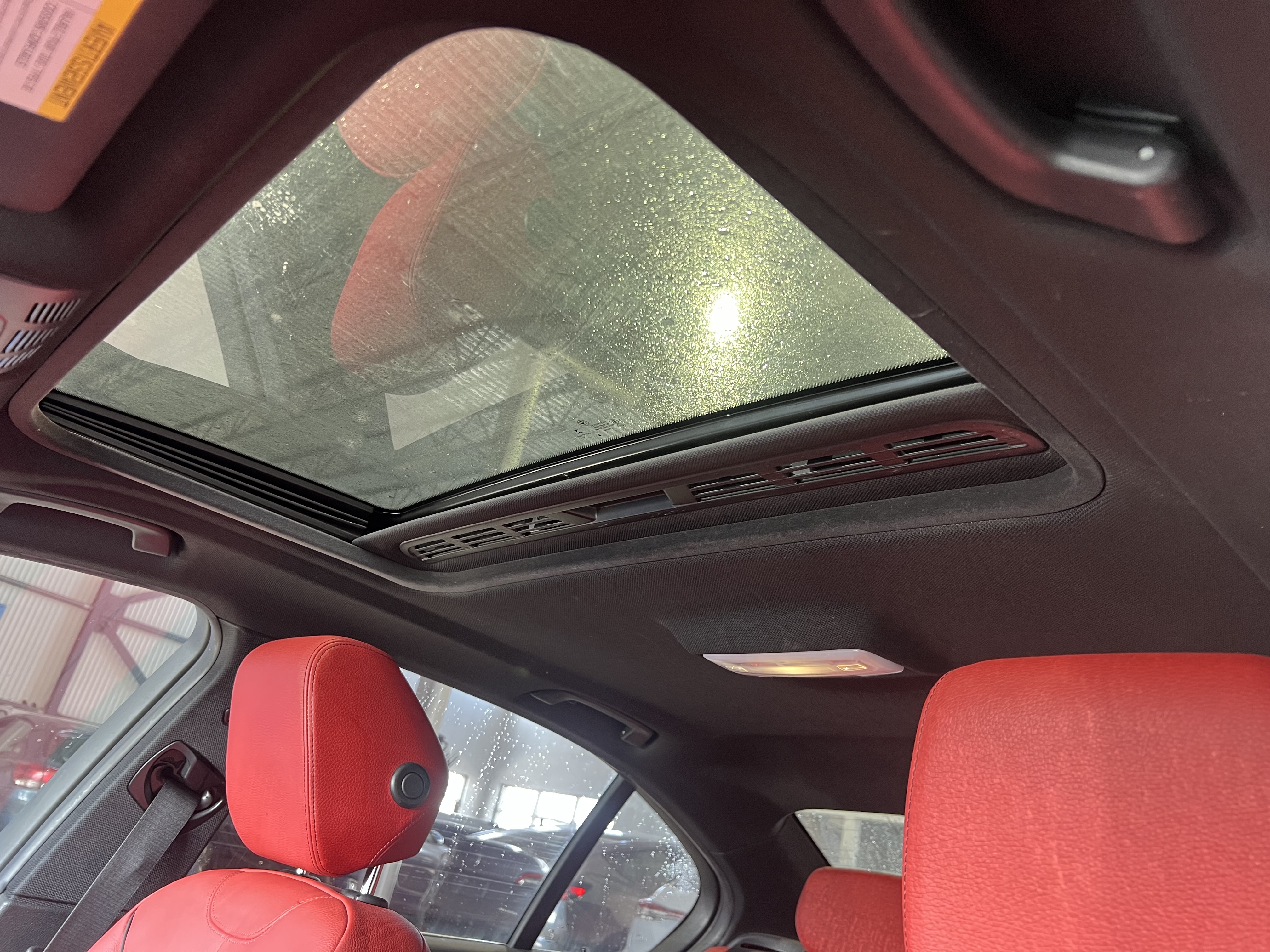 BMW SéRIE 3 2015 - 6