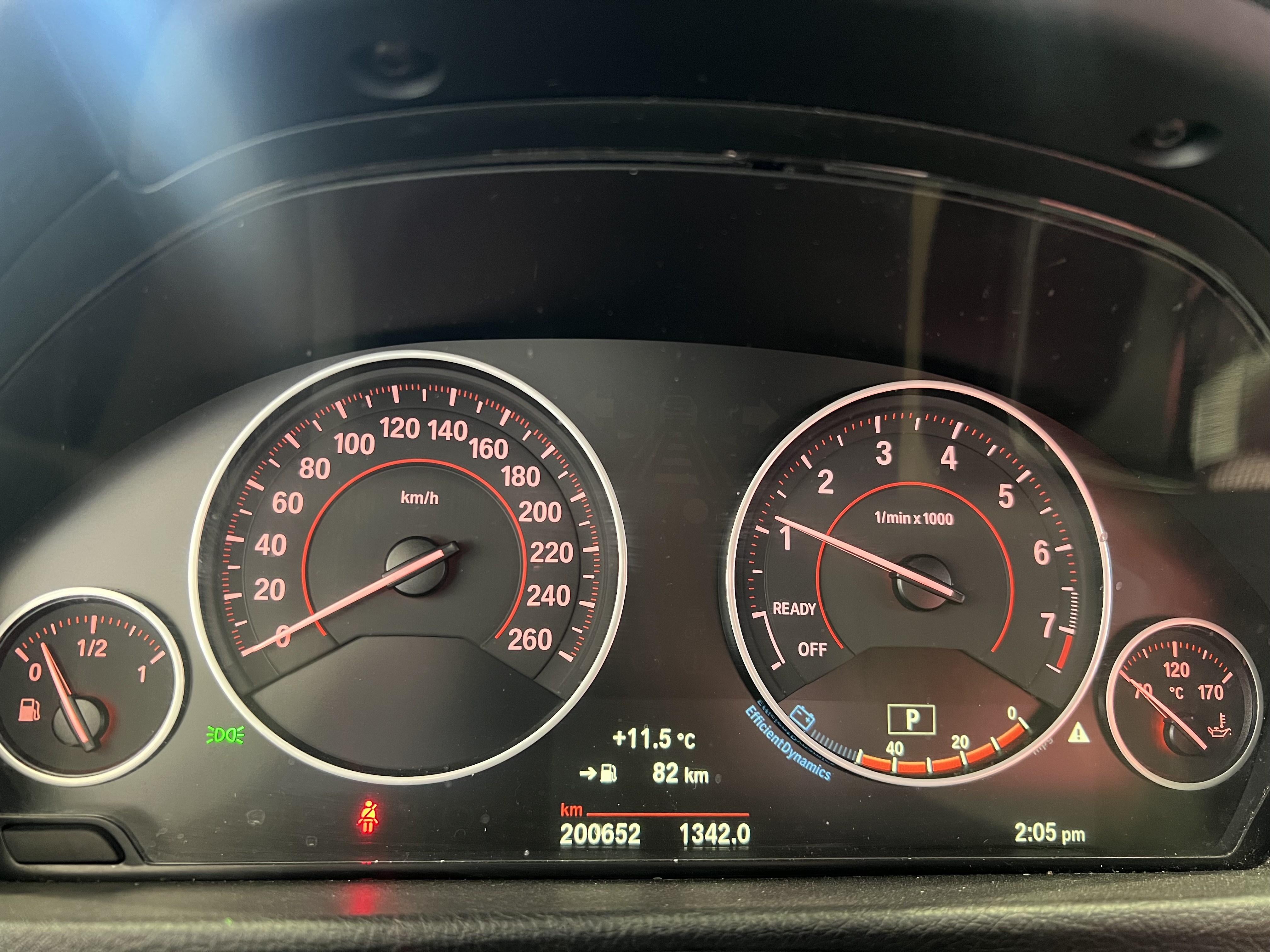 BMW SéRIE 3 2015 - 8