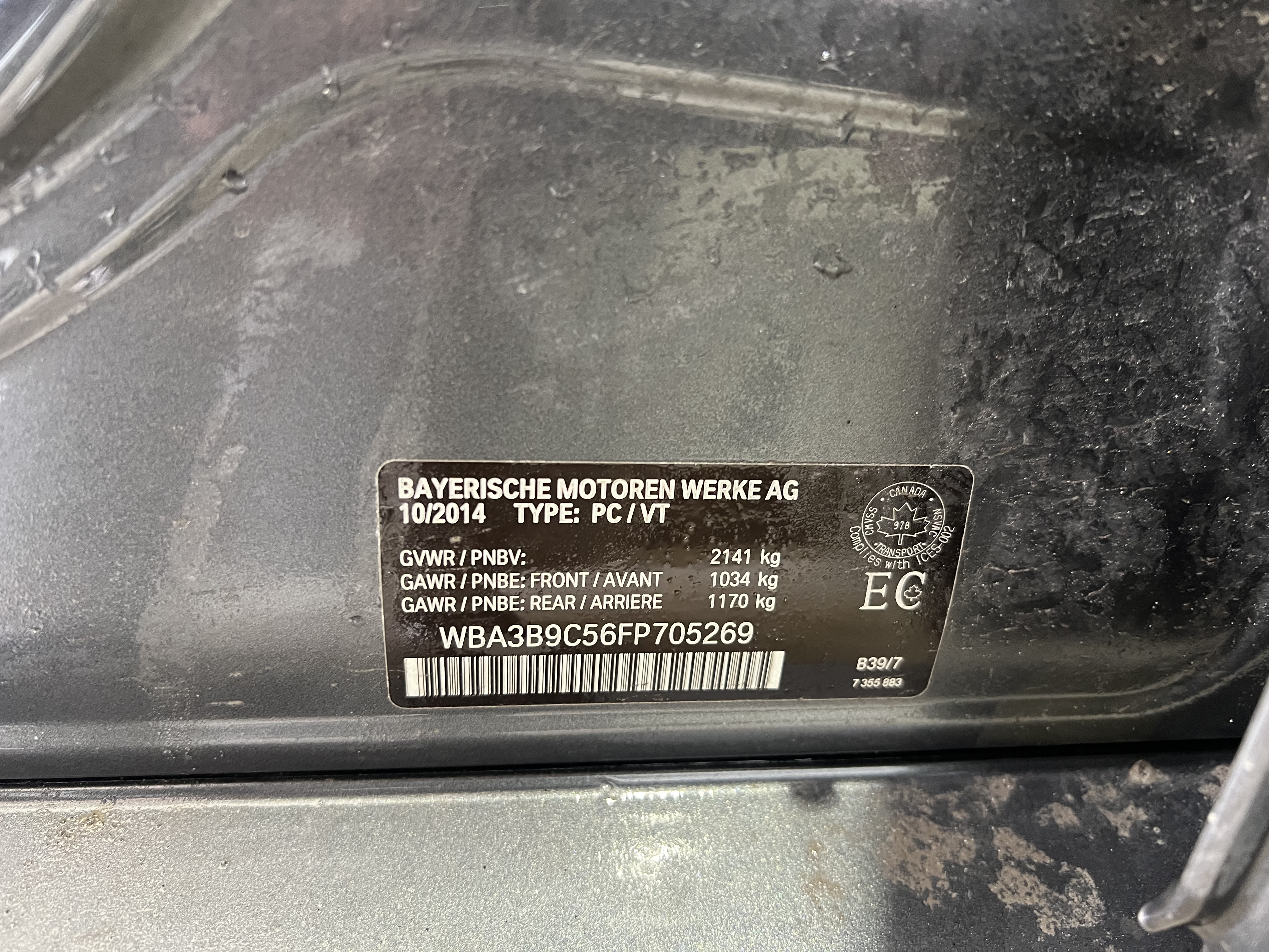 BMW SéRIE 3 2015 - 10