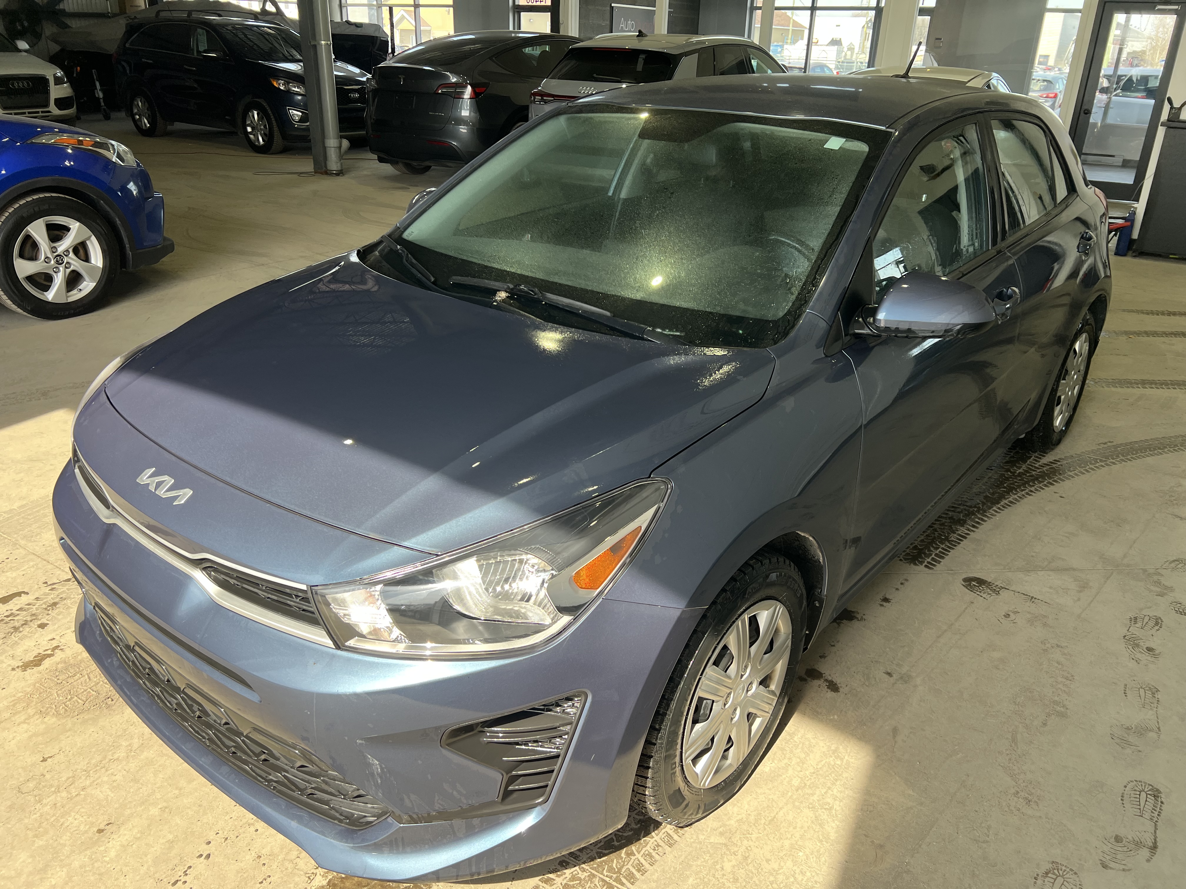 KIA RIO 5 PORTES 2023 - 4