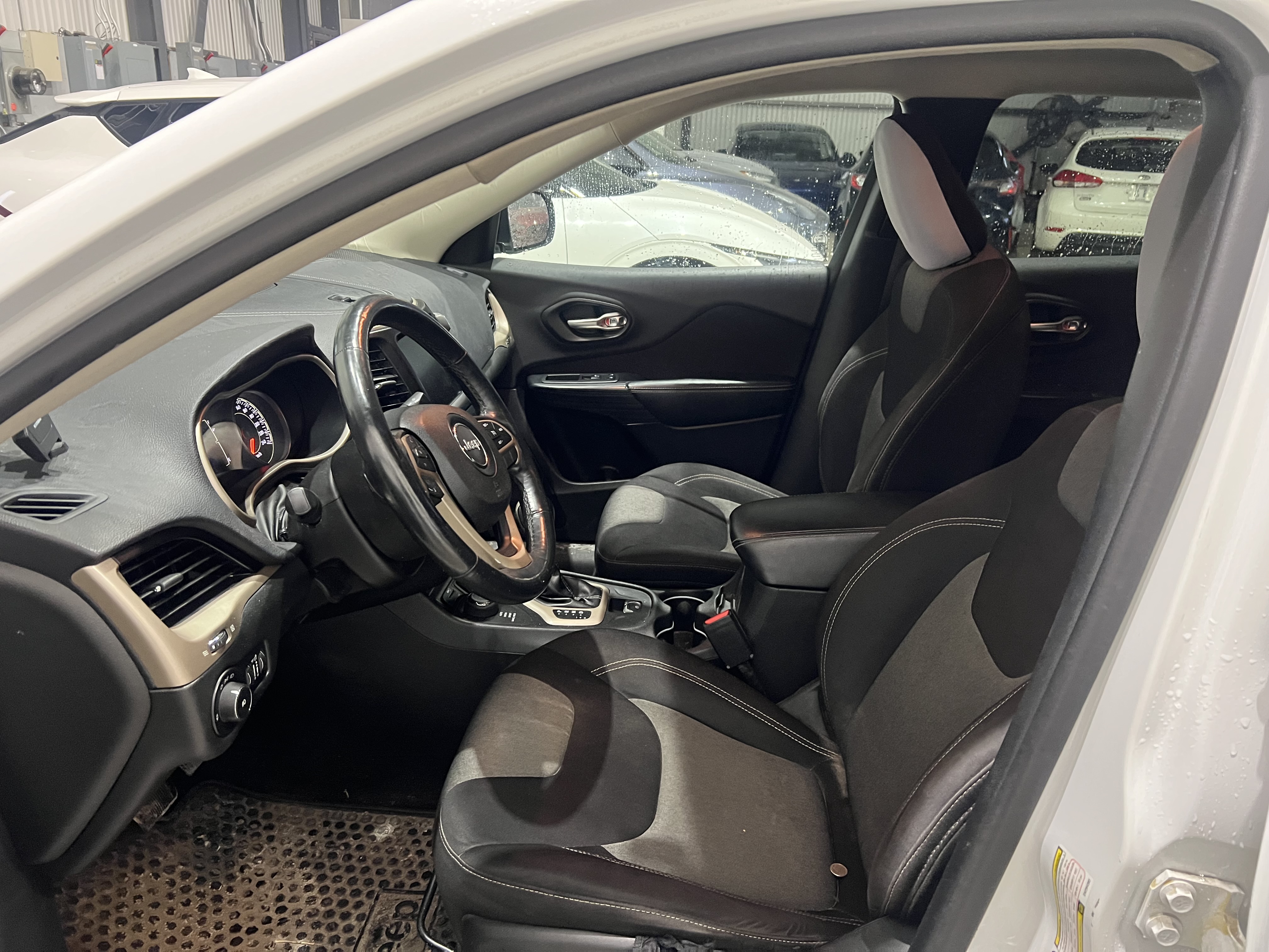 JEEP CHEROKEE 2014 - 7