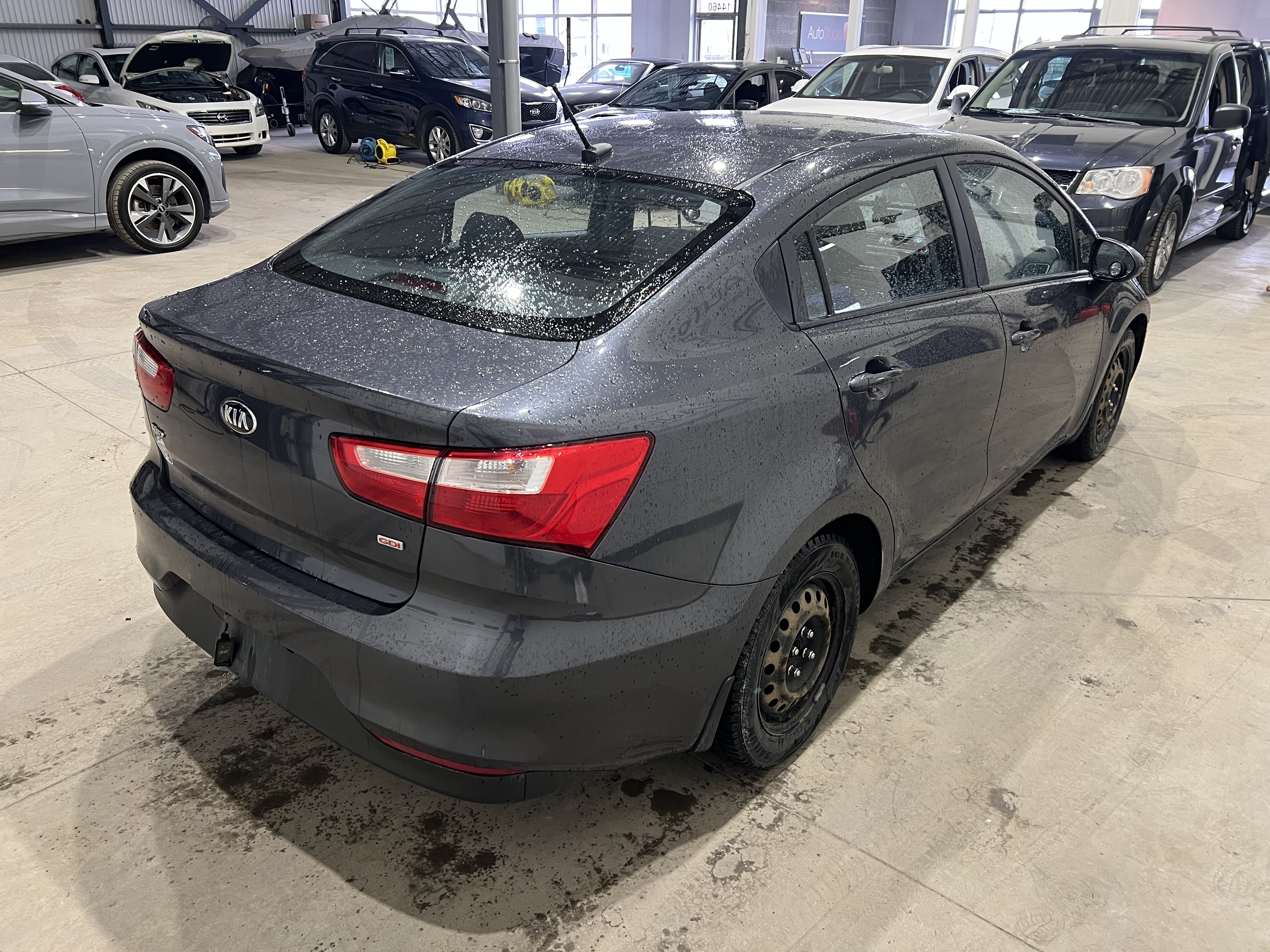KIA RIO 2016 - 4