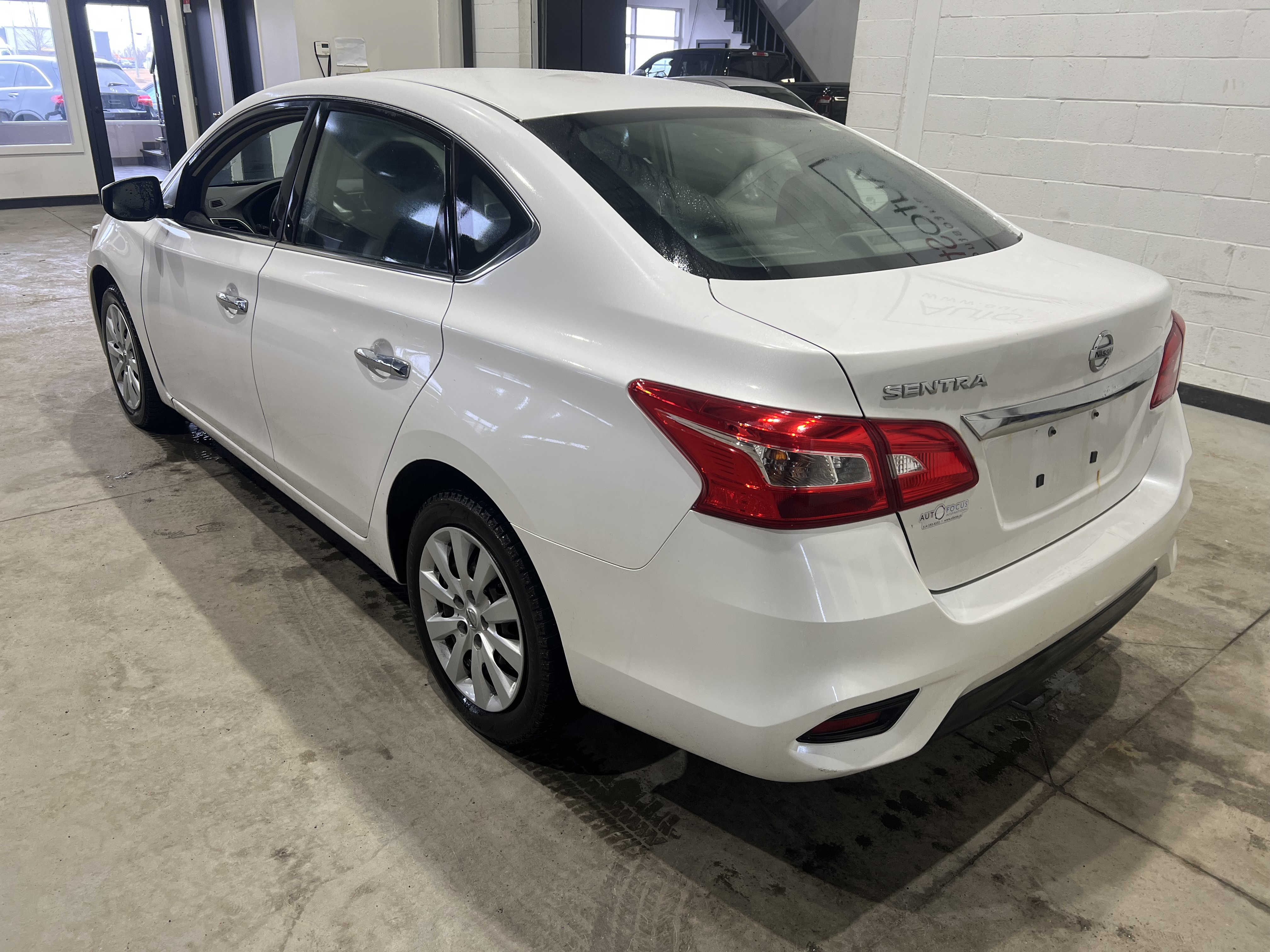 NISSAN SENTRA 2016 - 3