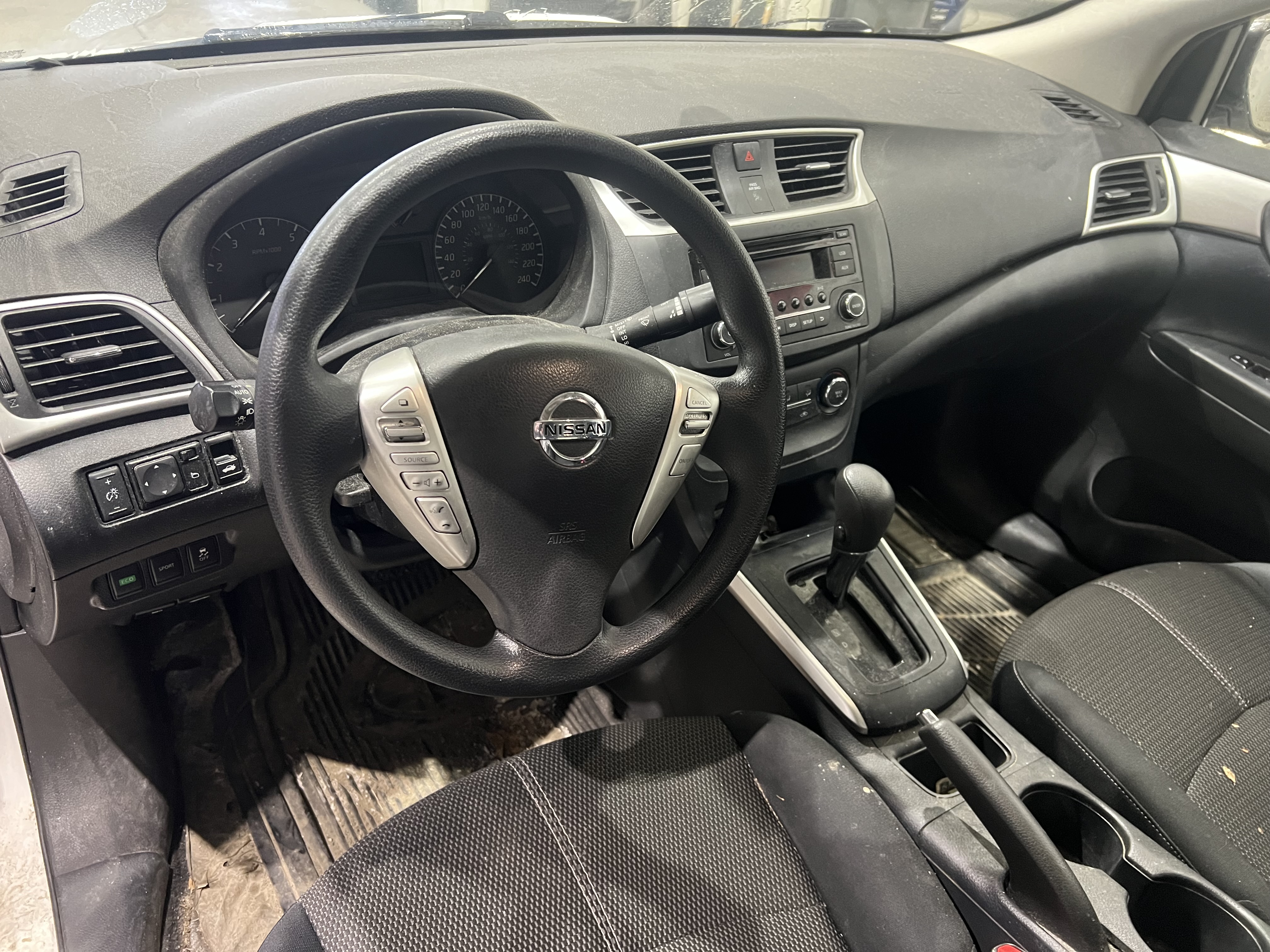 NISSAN SENTRA 2016 - 7