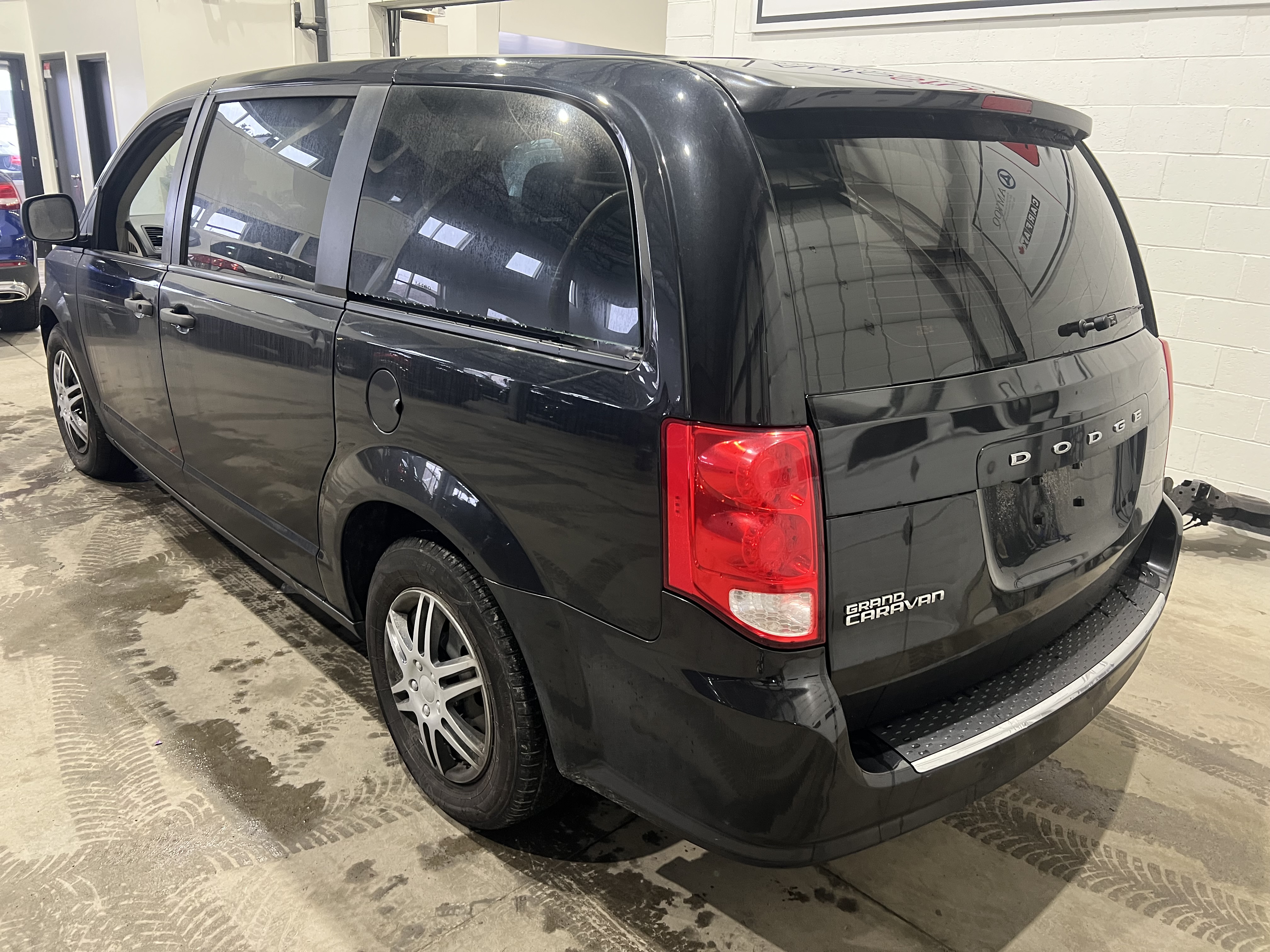 DODGE GRAND CARAVAN 2018 - 3