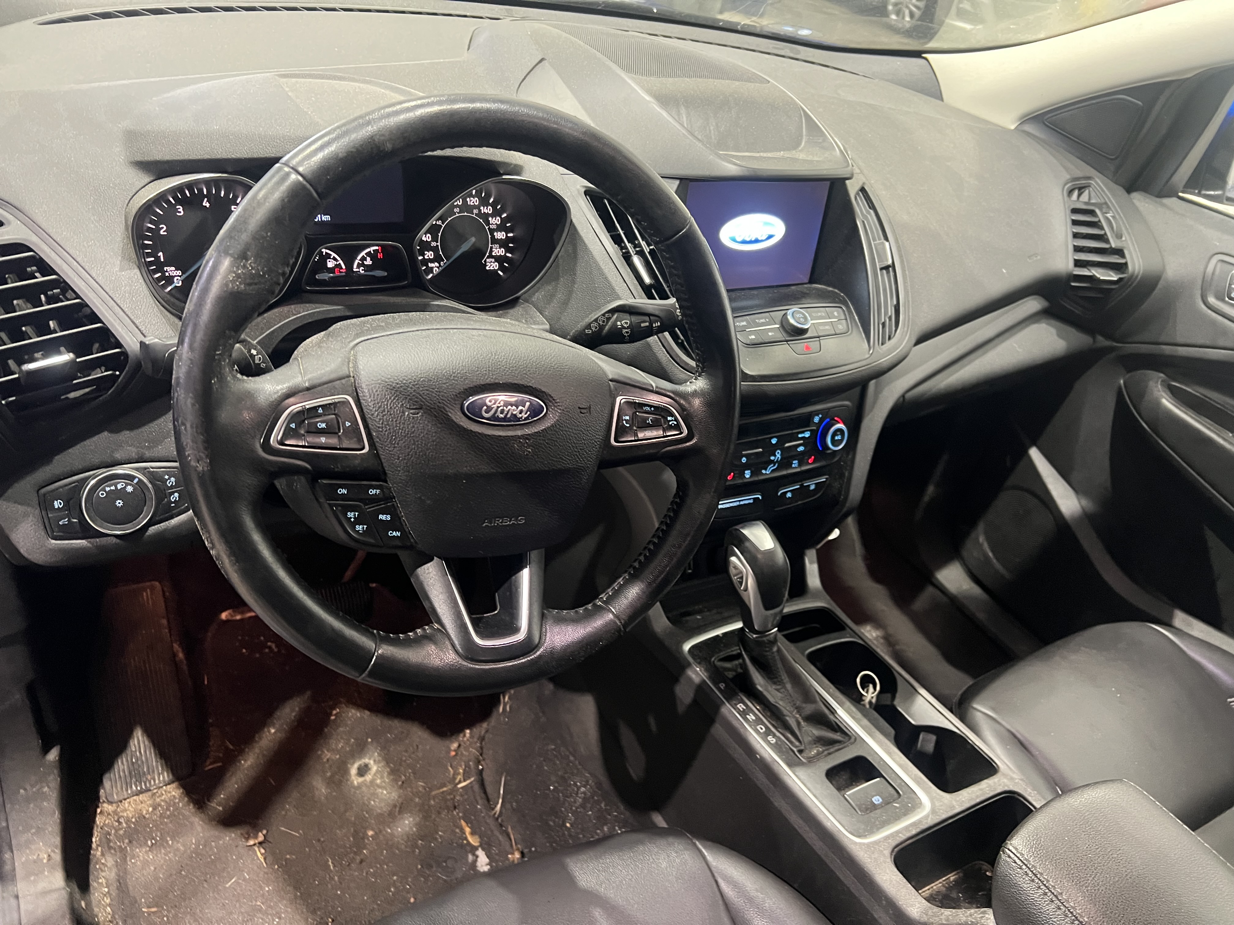 FORD ESCAPE 2019 - 6
