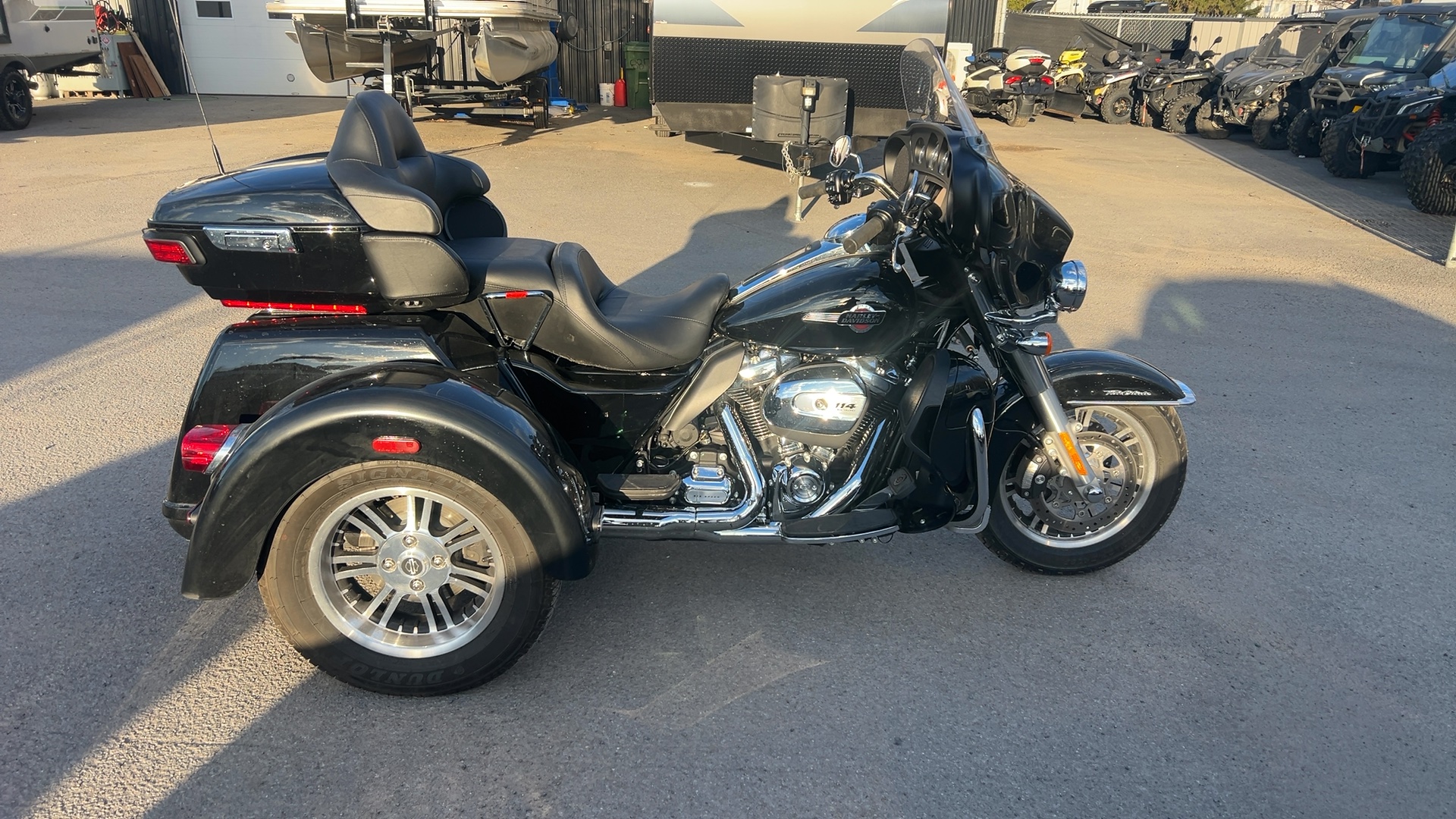 2024 HARLEY DAVIDSON FLHTCUTG