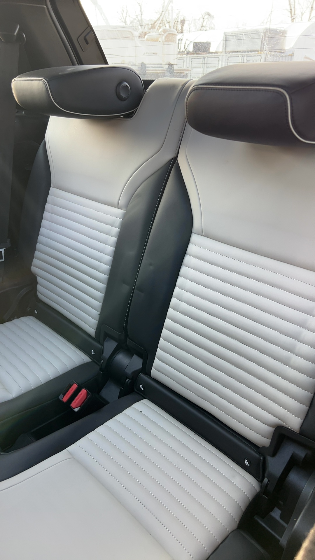 LAND ROVER DISCOVERY 2022 - 7