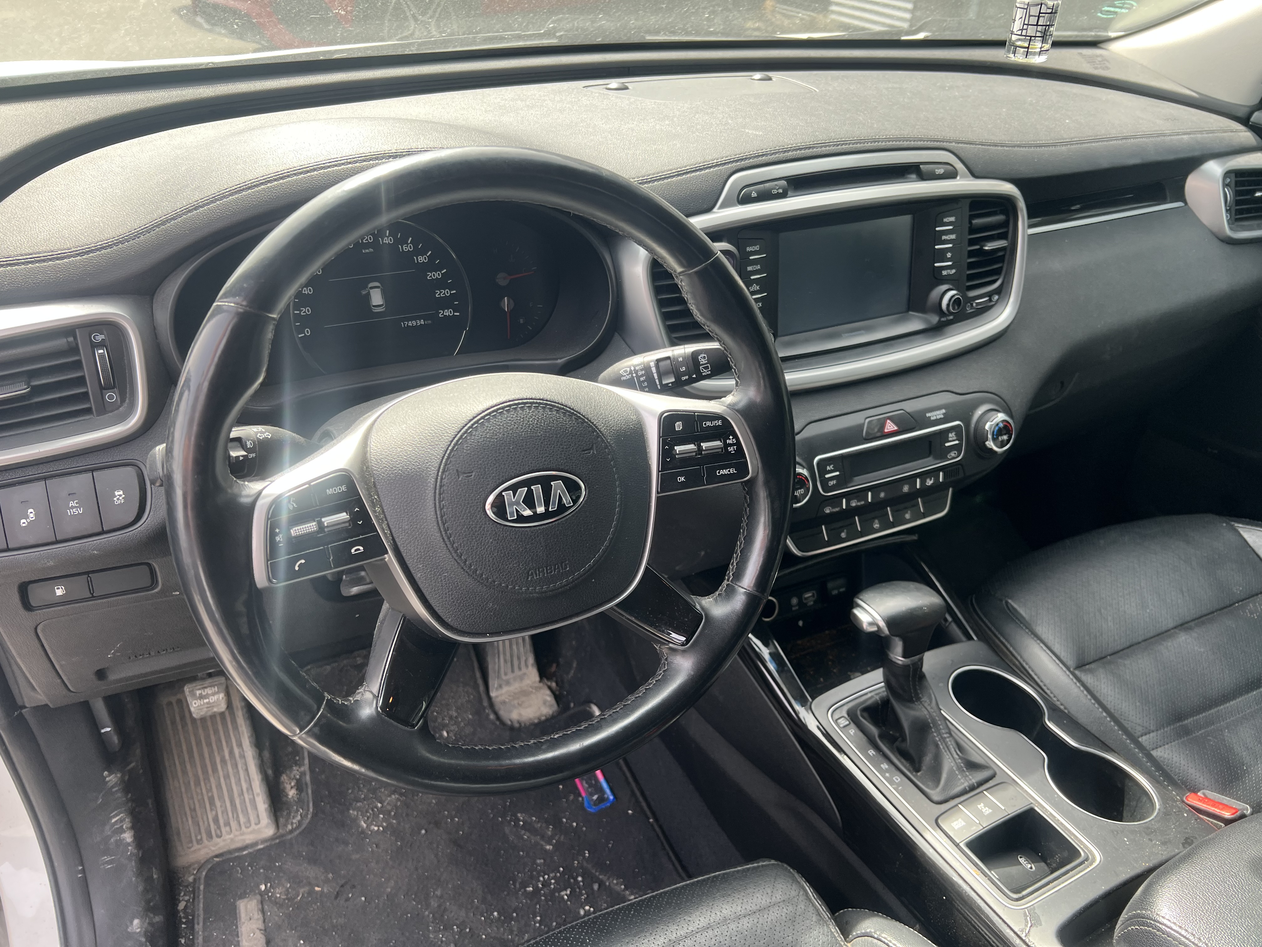 KIA SORENTO 2019 - 6