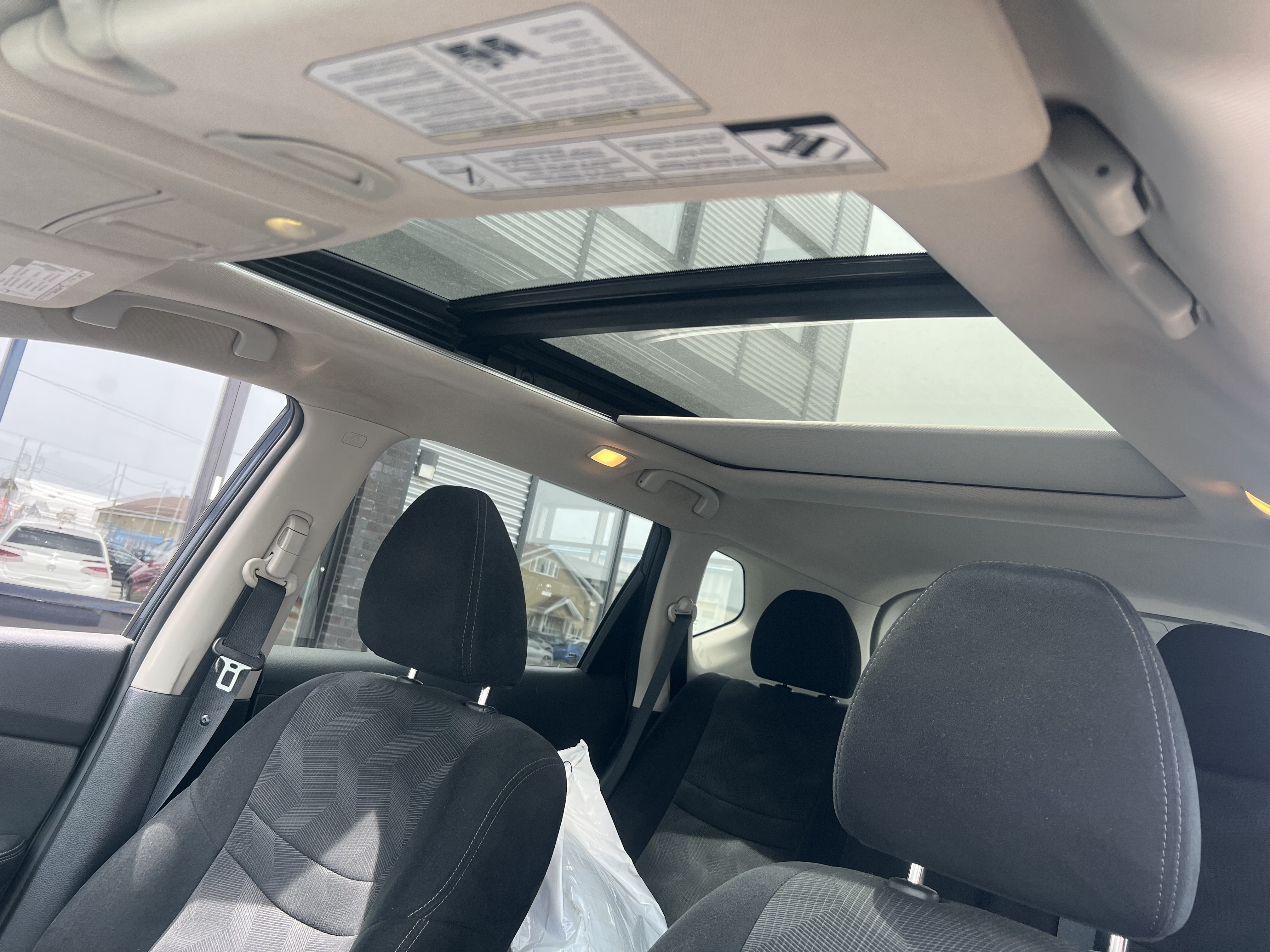 NISSAN ROGUE 2016 - 10