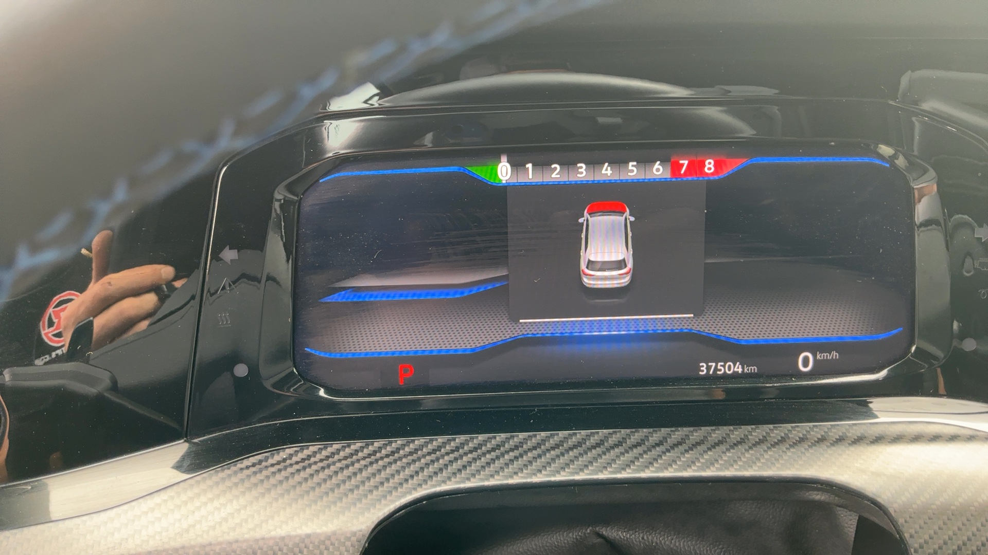 VOLKSWAGEN GOLF R 2024 - 10