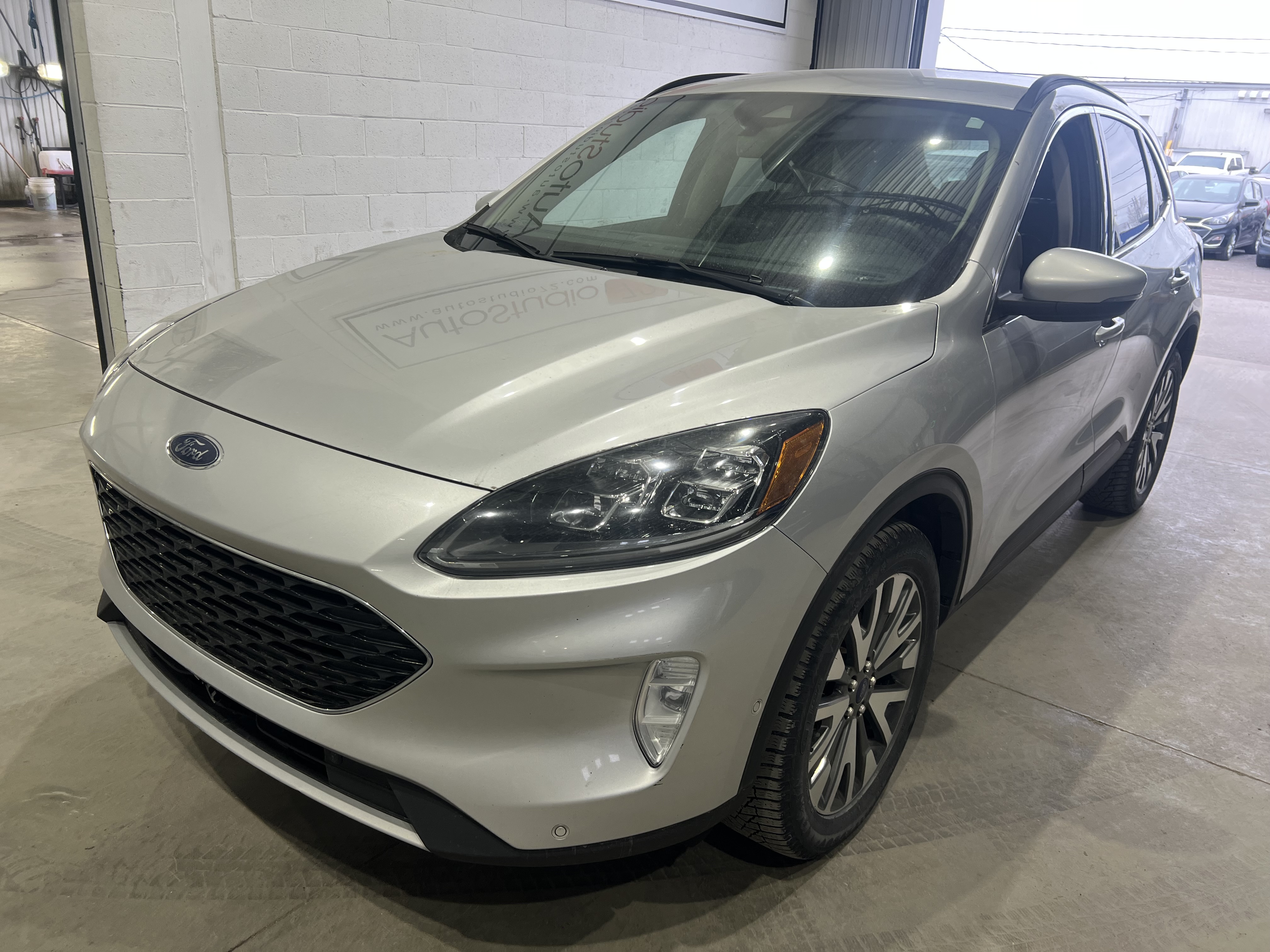 FORD ESCAPE 2020 - 4