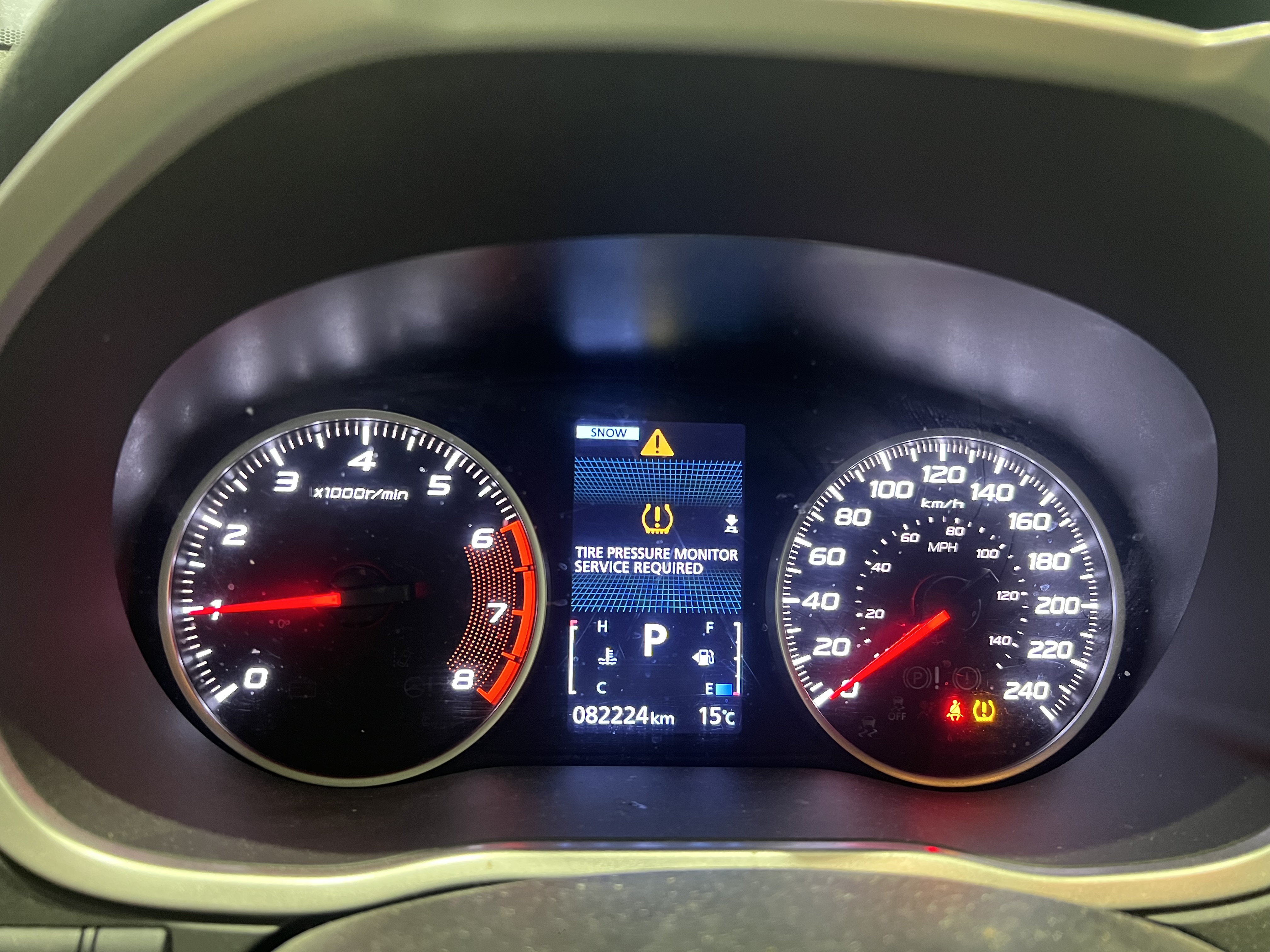 MITSUBISHI ECLIPSE CROSS 2020 - 9