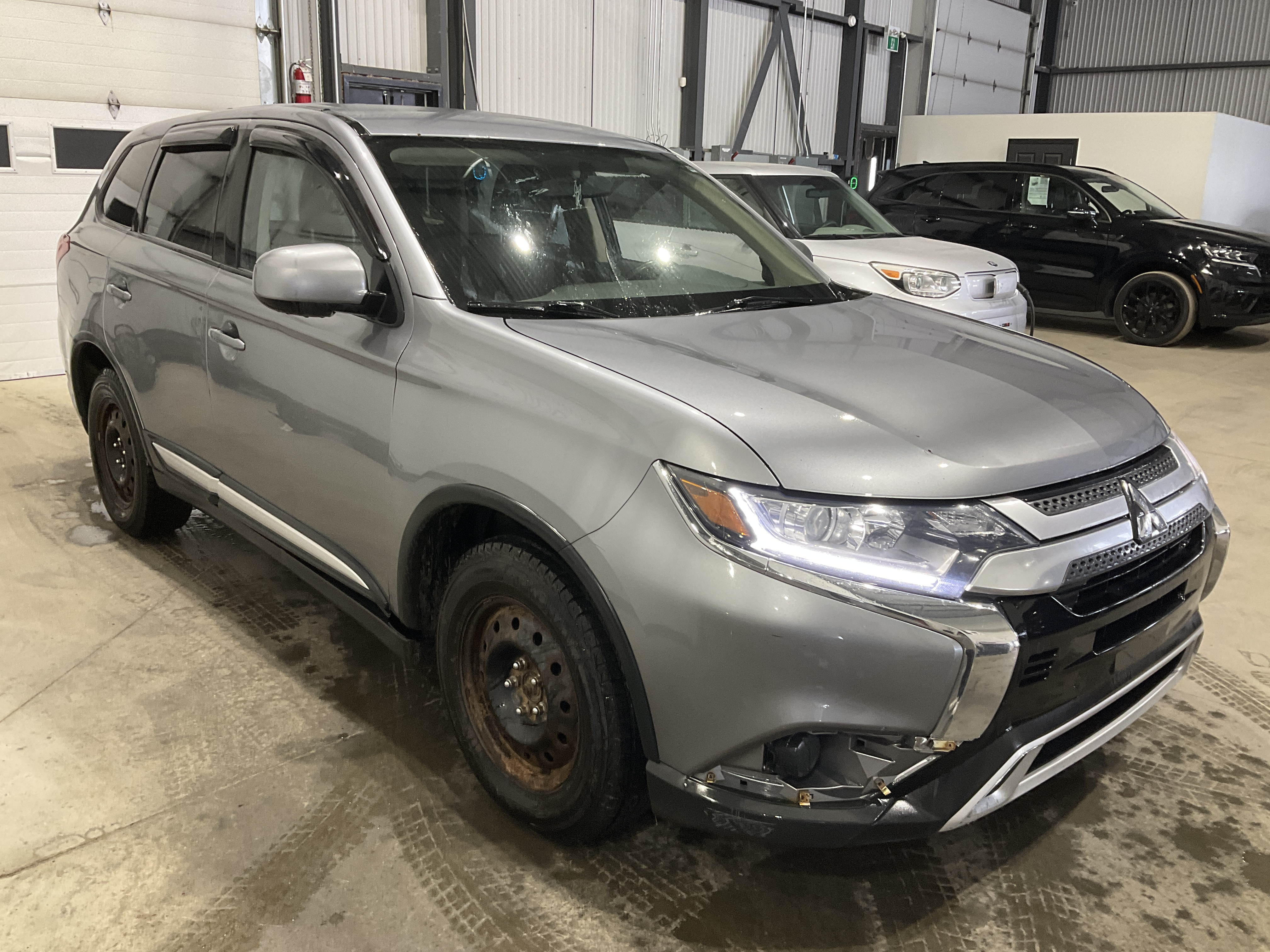 2019 Mitsubishi Outlander Es