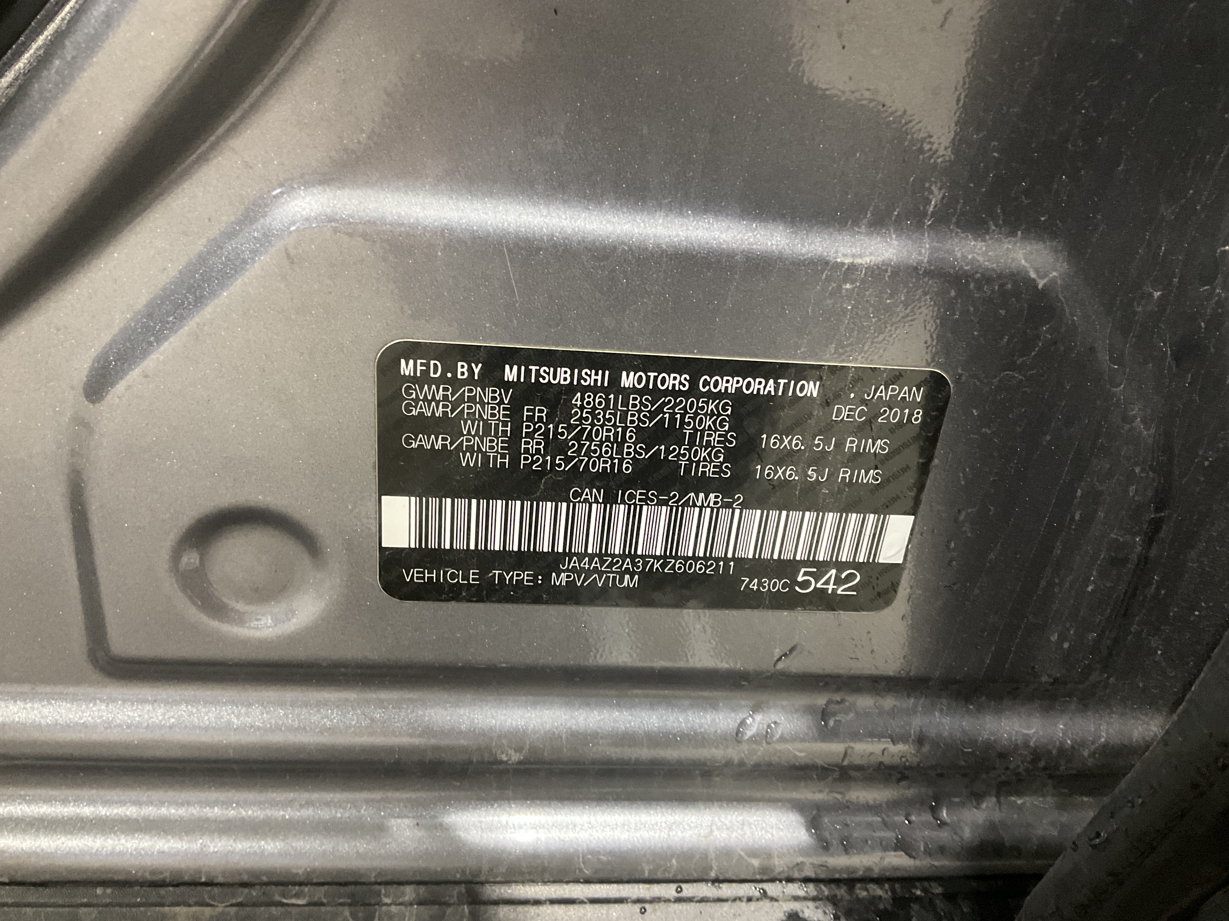MITSUBISHI OUTLANDER 2019 - 10