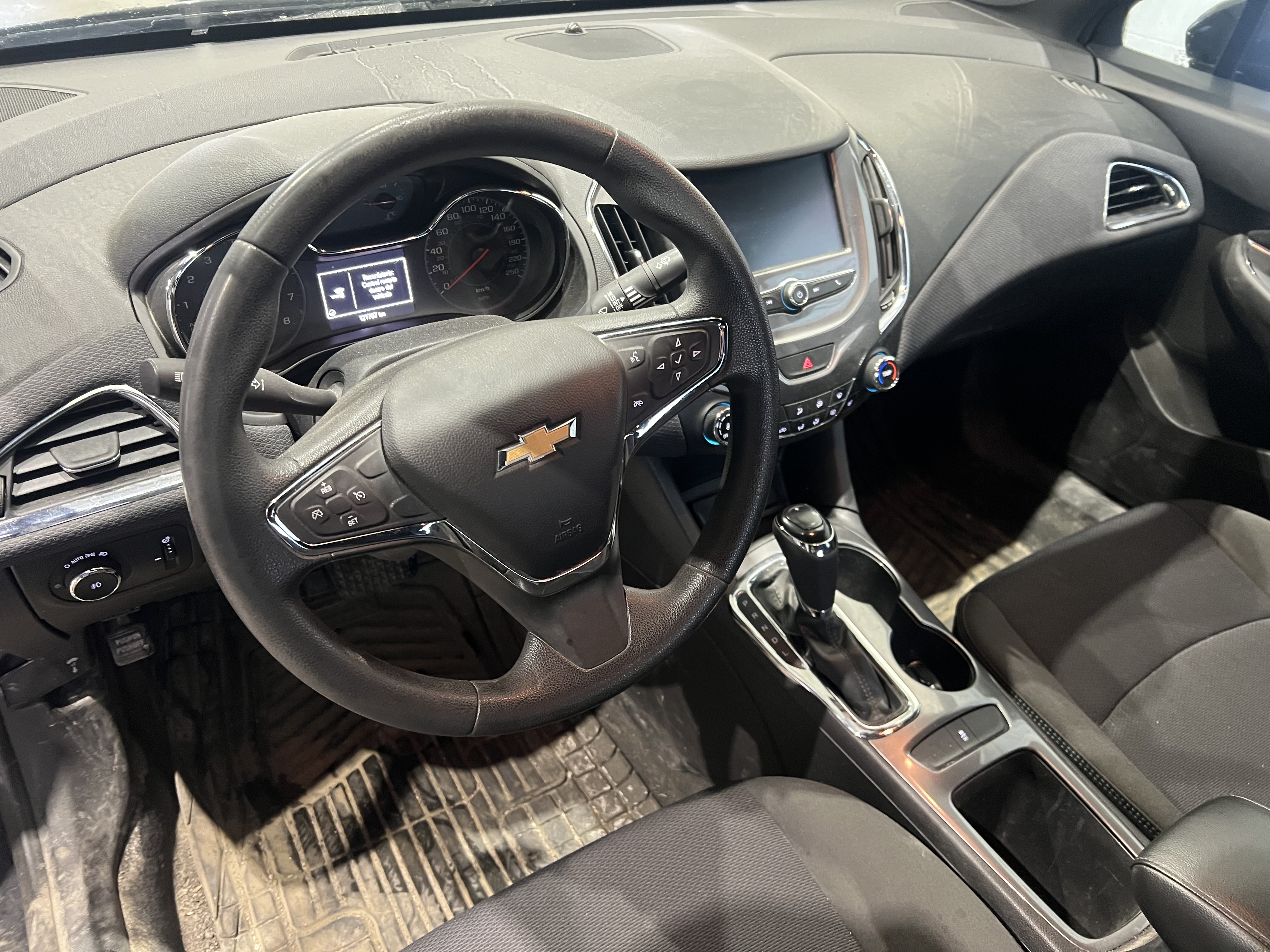 CHEVROLET CRUZE 2018 - 7