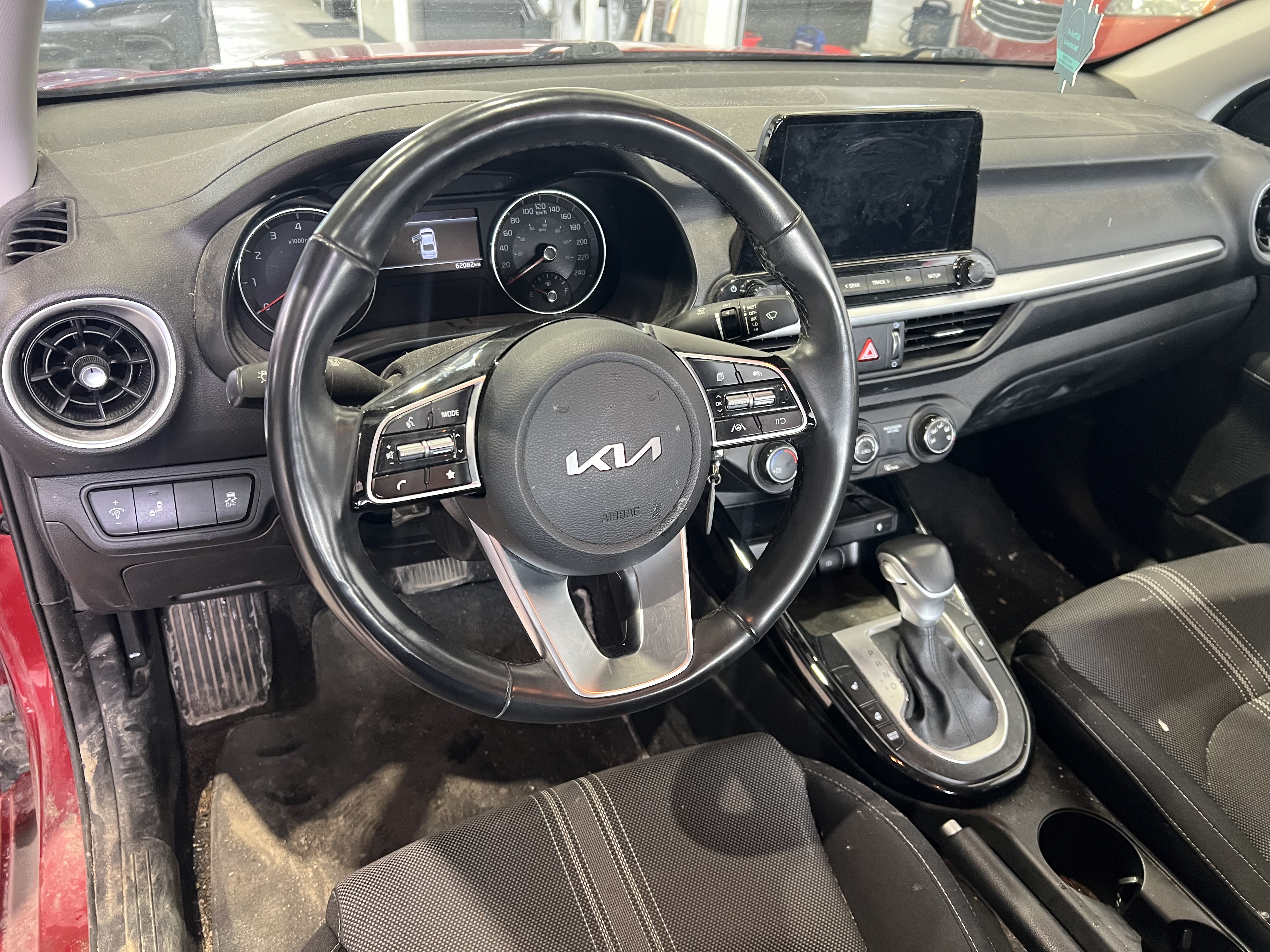 KIA FORTE 2023 - 7