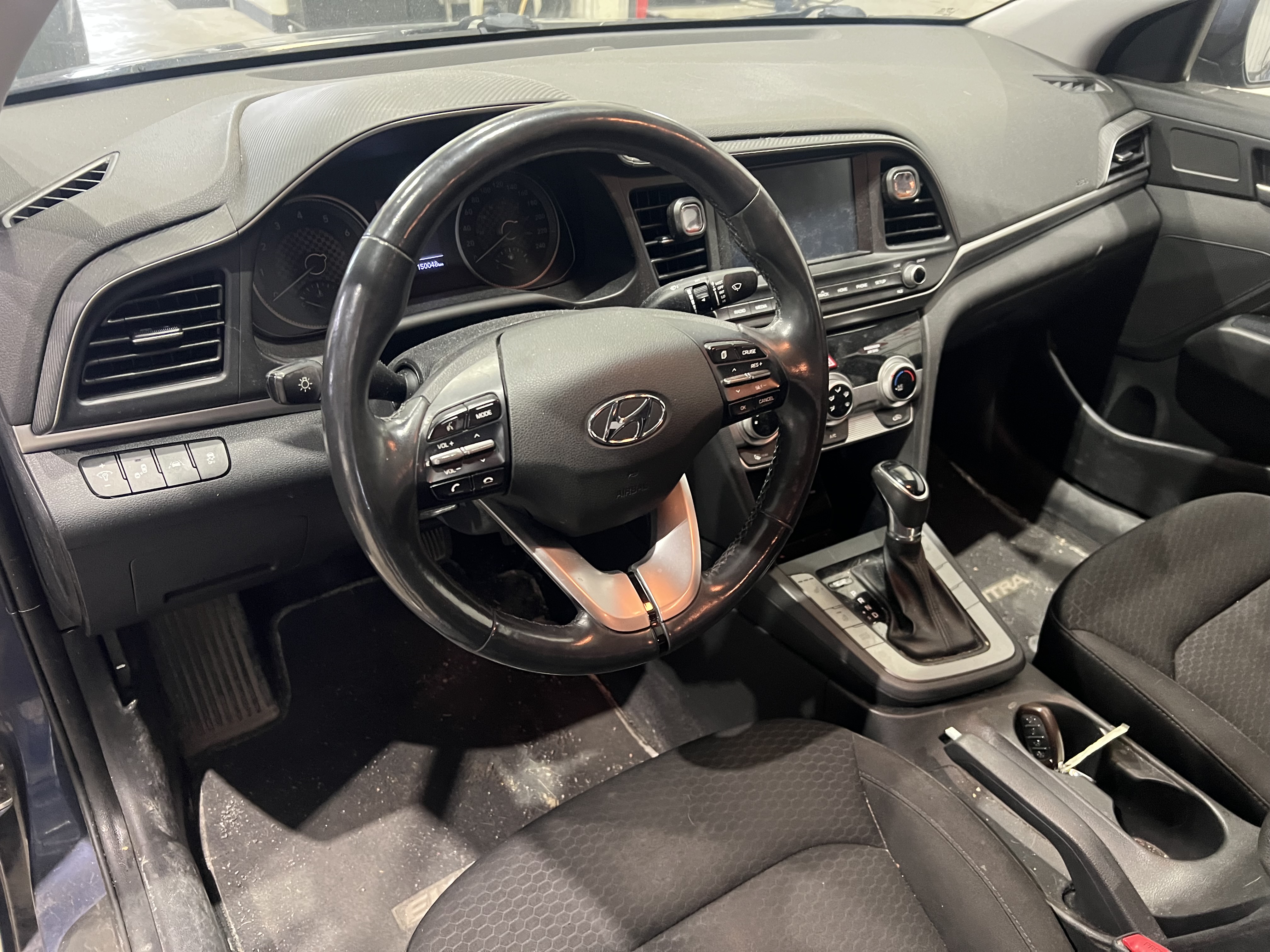 HYUNDAI ELANTRA 2019 - 7