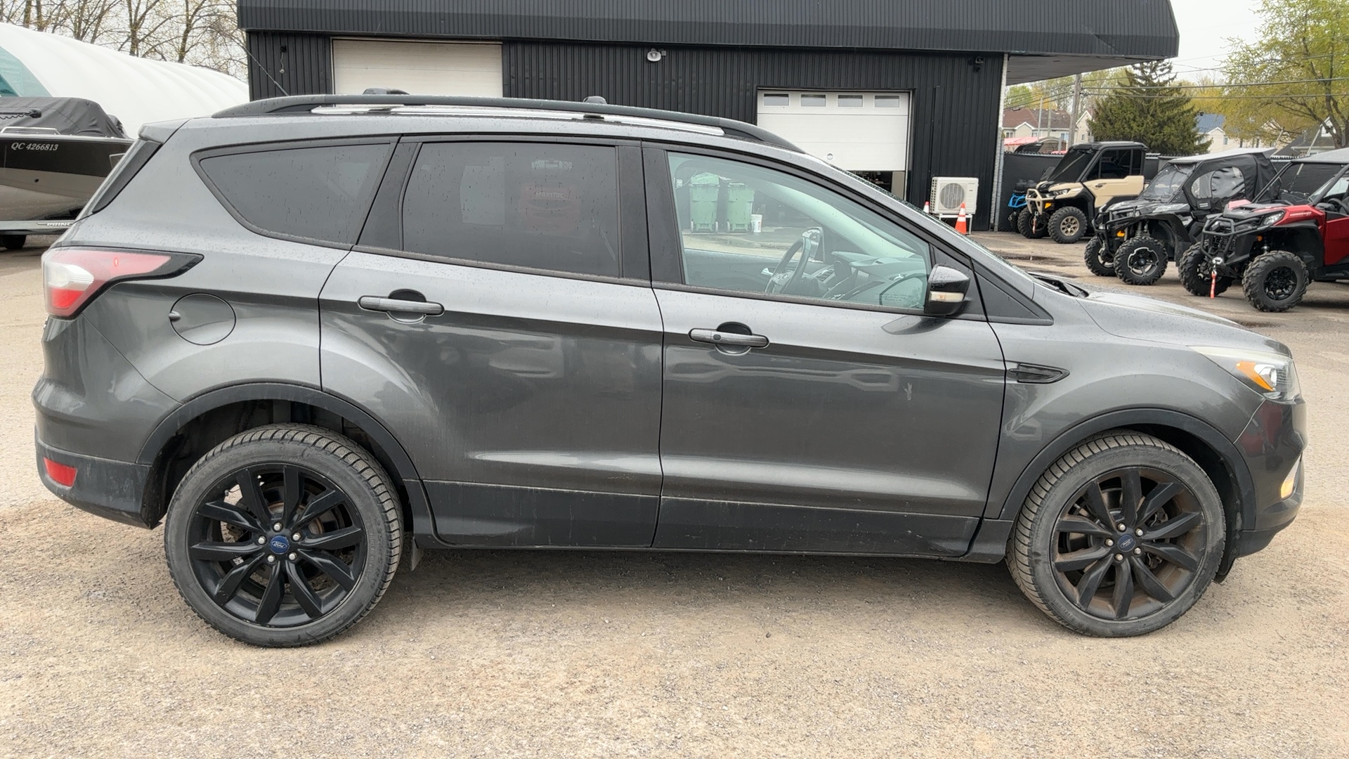 2017 Ford Escape Titane