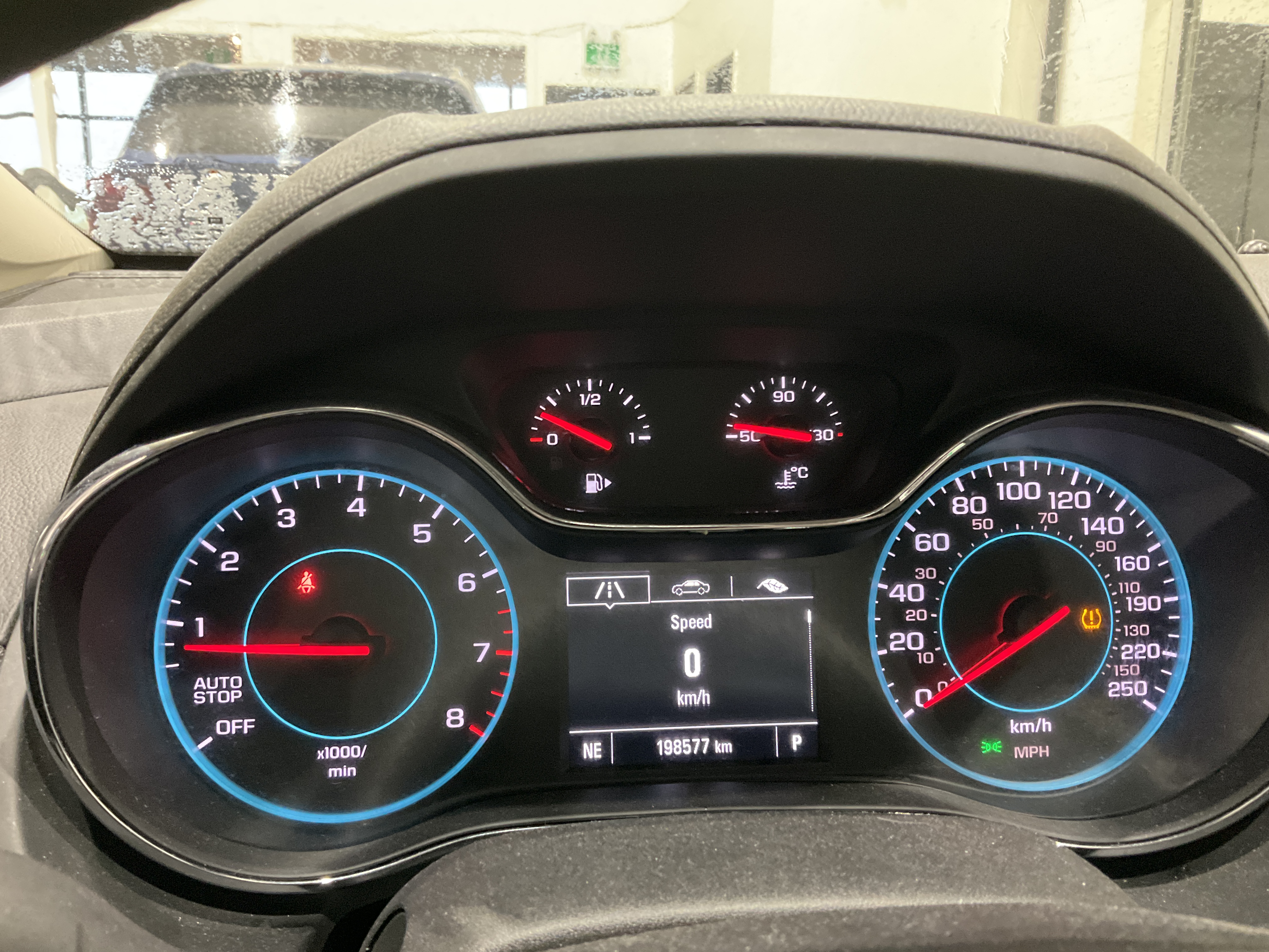 CHEVROLET CRUZE 2017 - 8