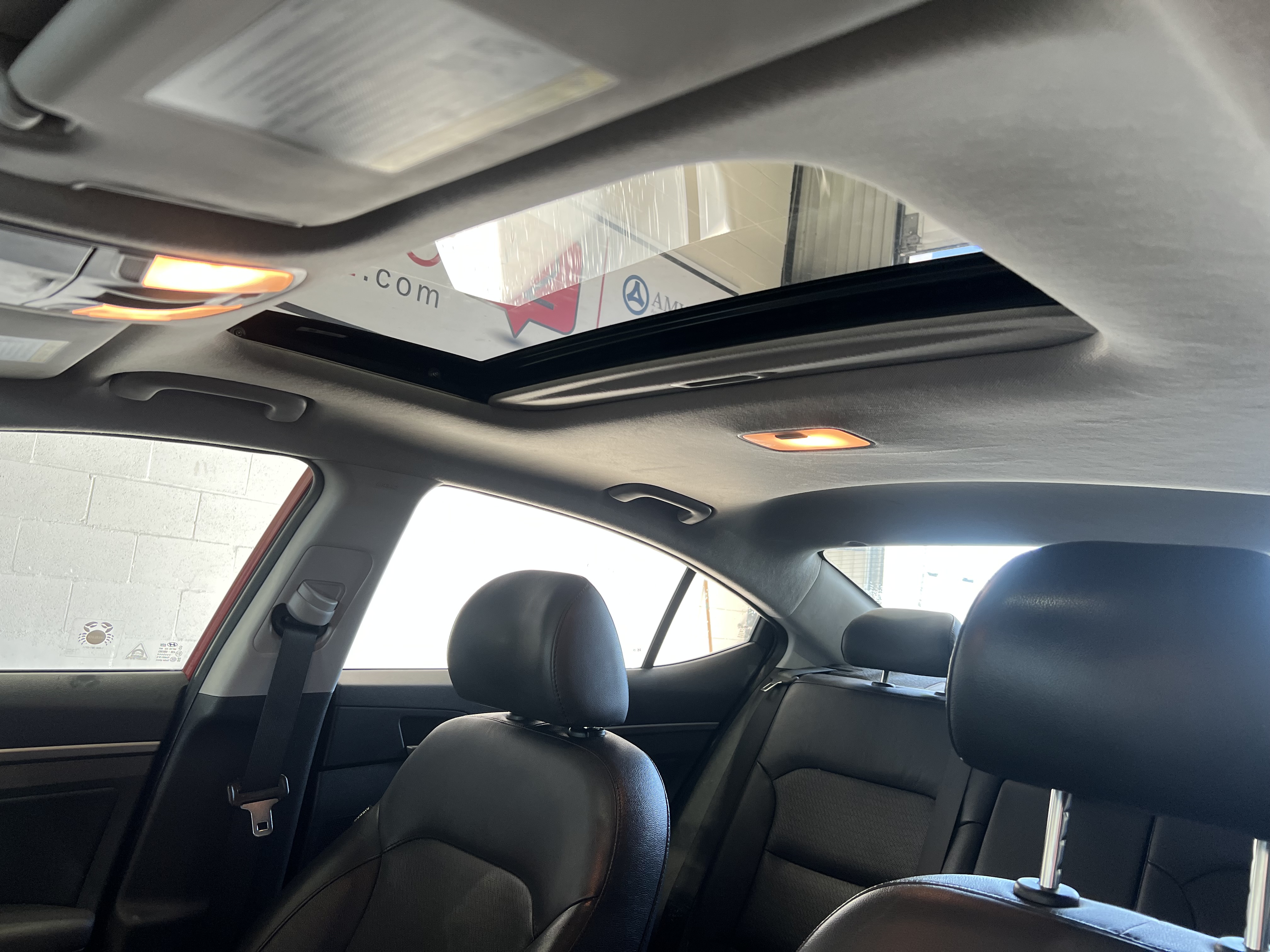HYUNDAI ELANTRA 2017 - 7
