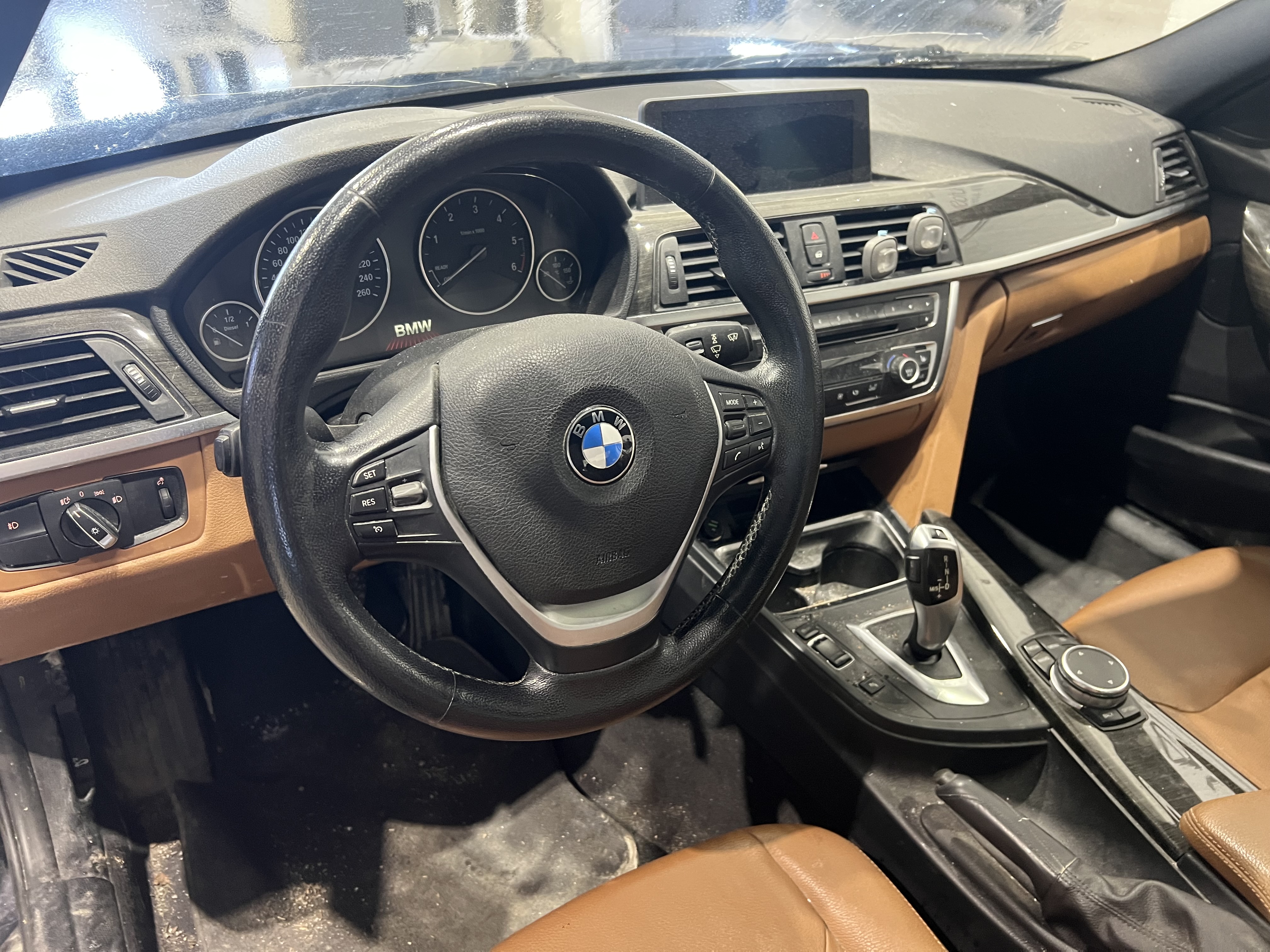 BMW 3 SERIES 2015 - 6