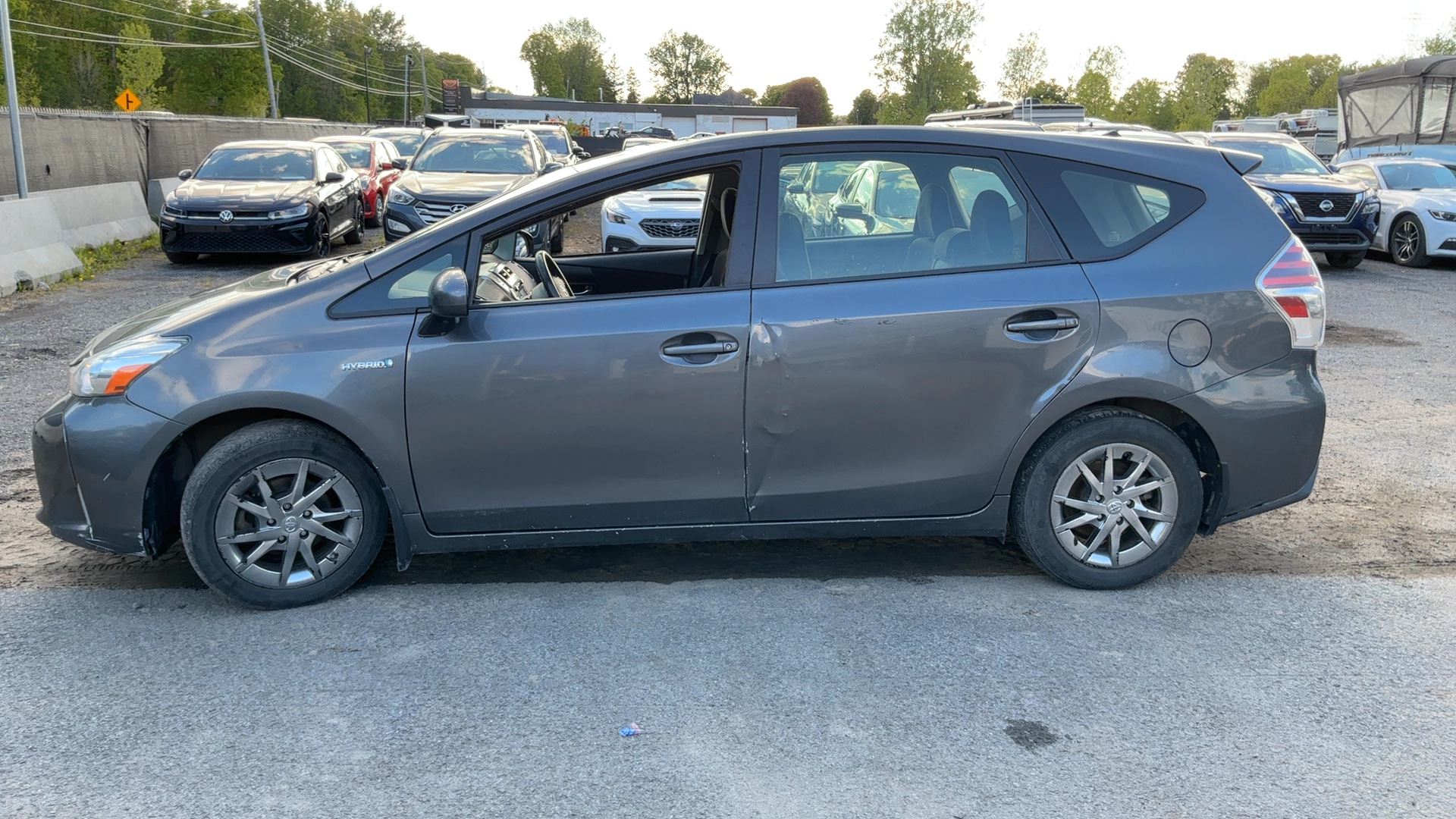 2018 Toyota Prius v