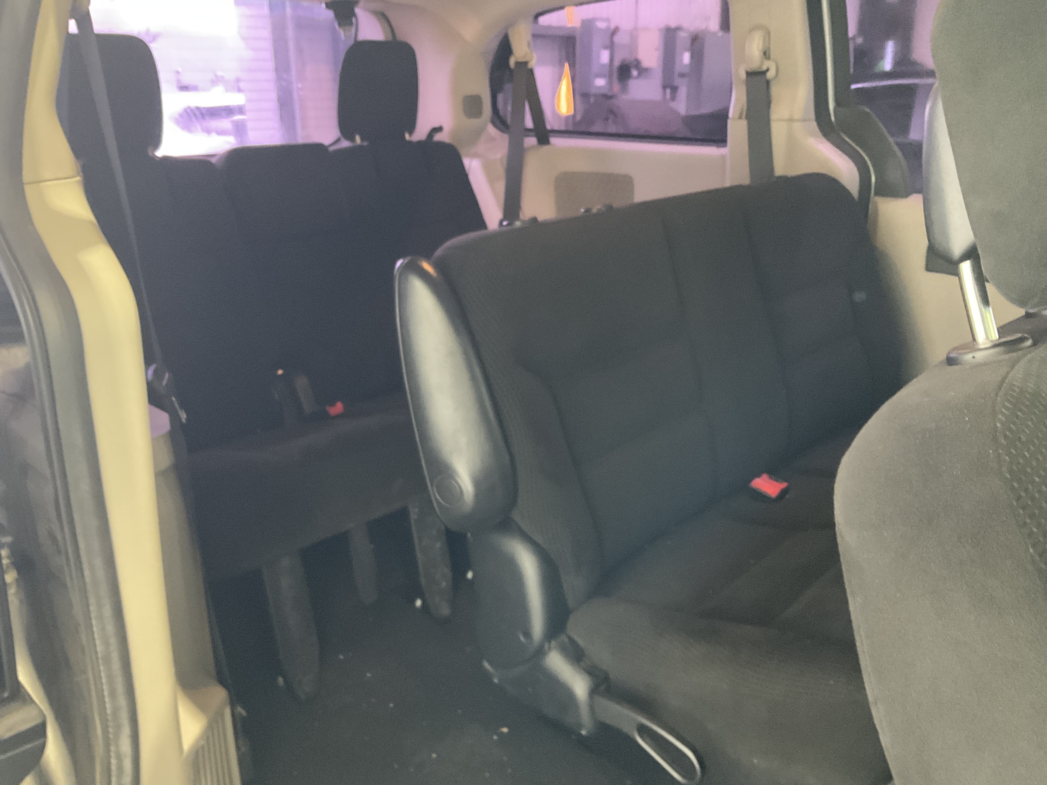 DODGE GRAND CARAVAN 2016 - 8