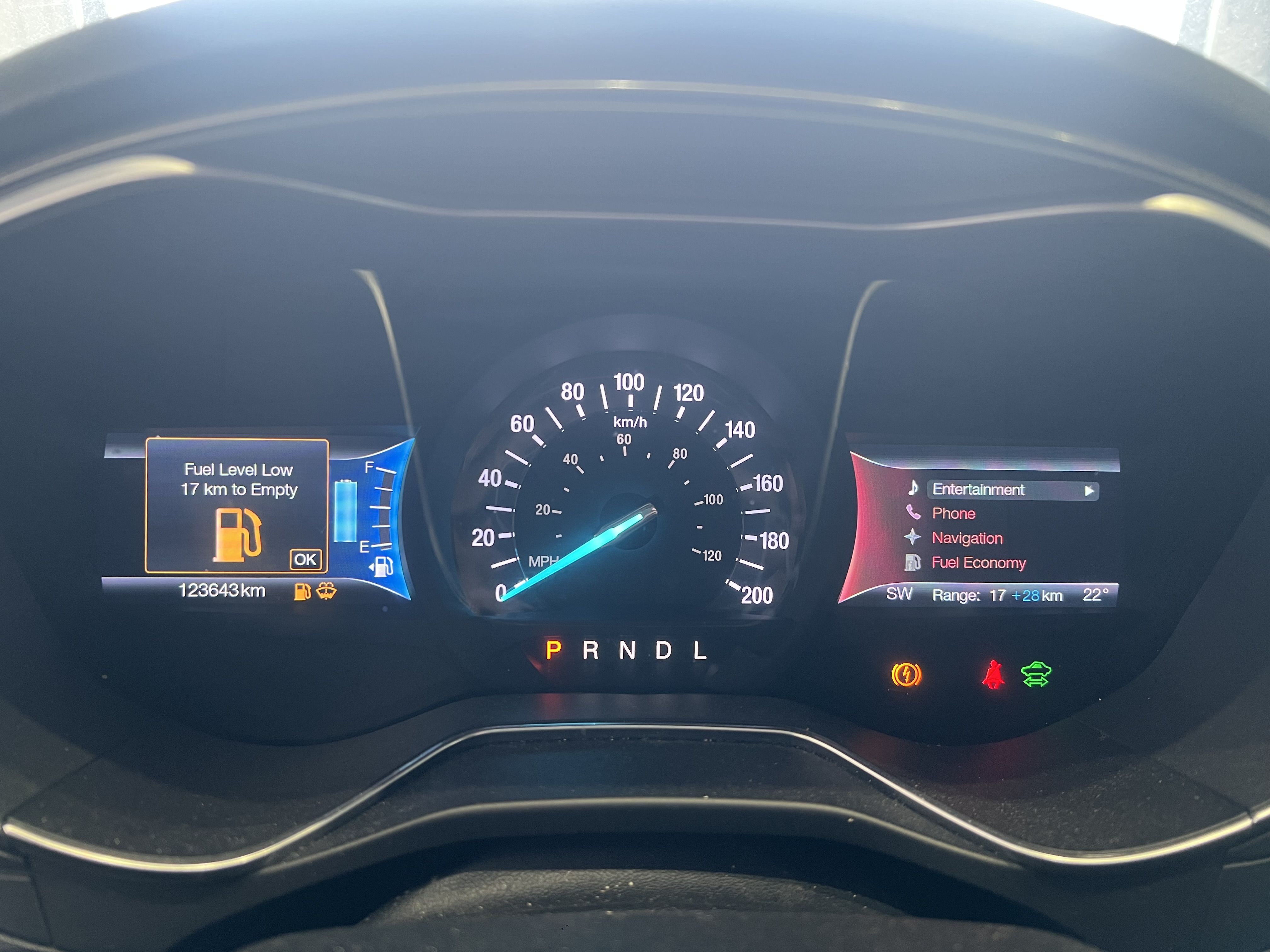 FORD FUSION ENERGI 2017 - 9