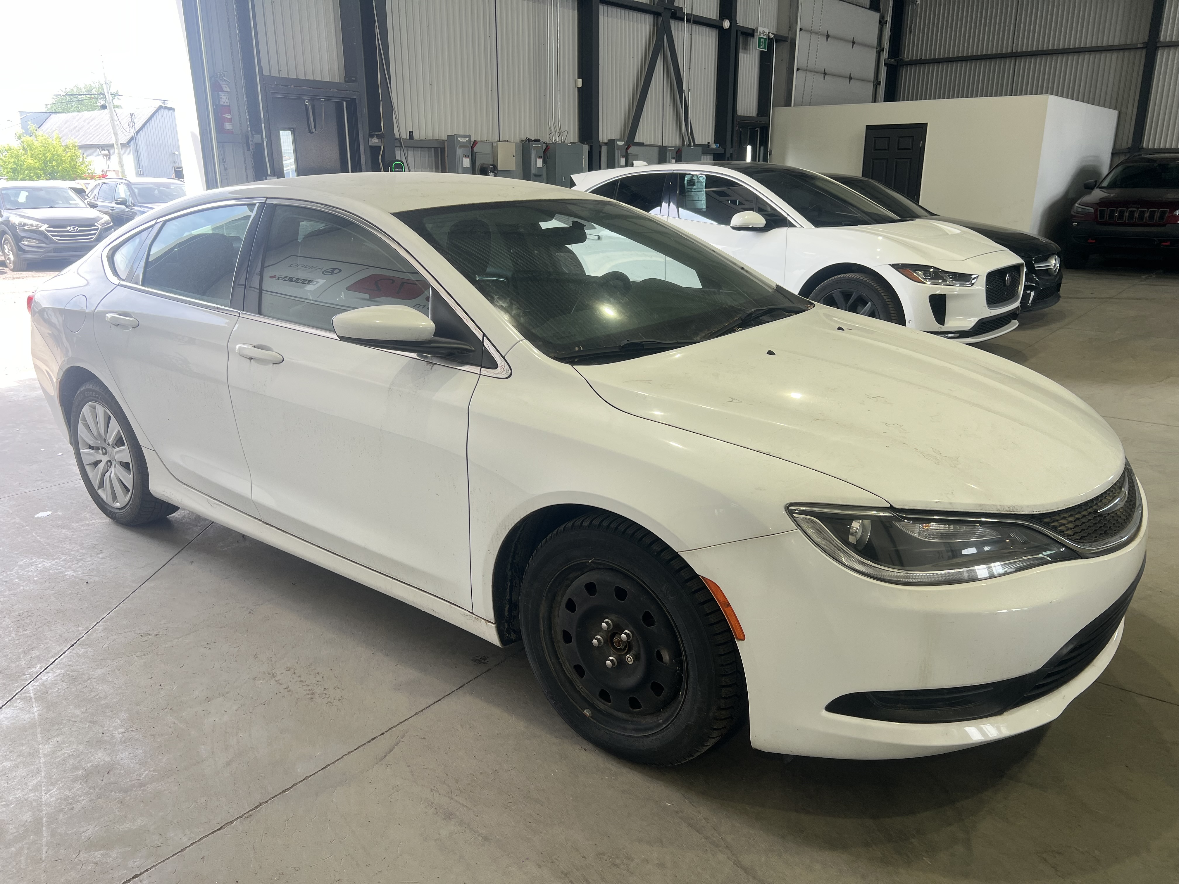 2016 Chrysler 200 Lx