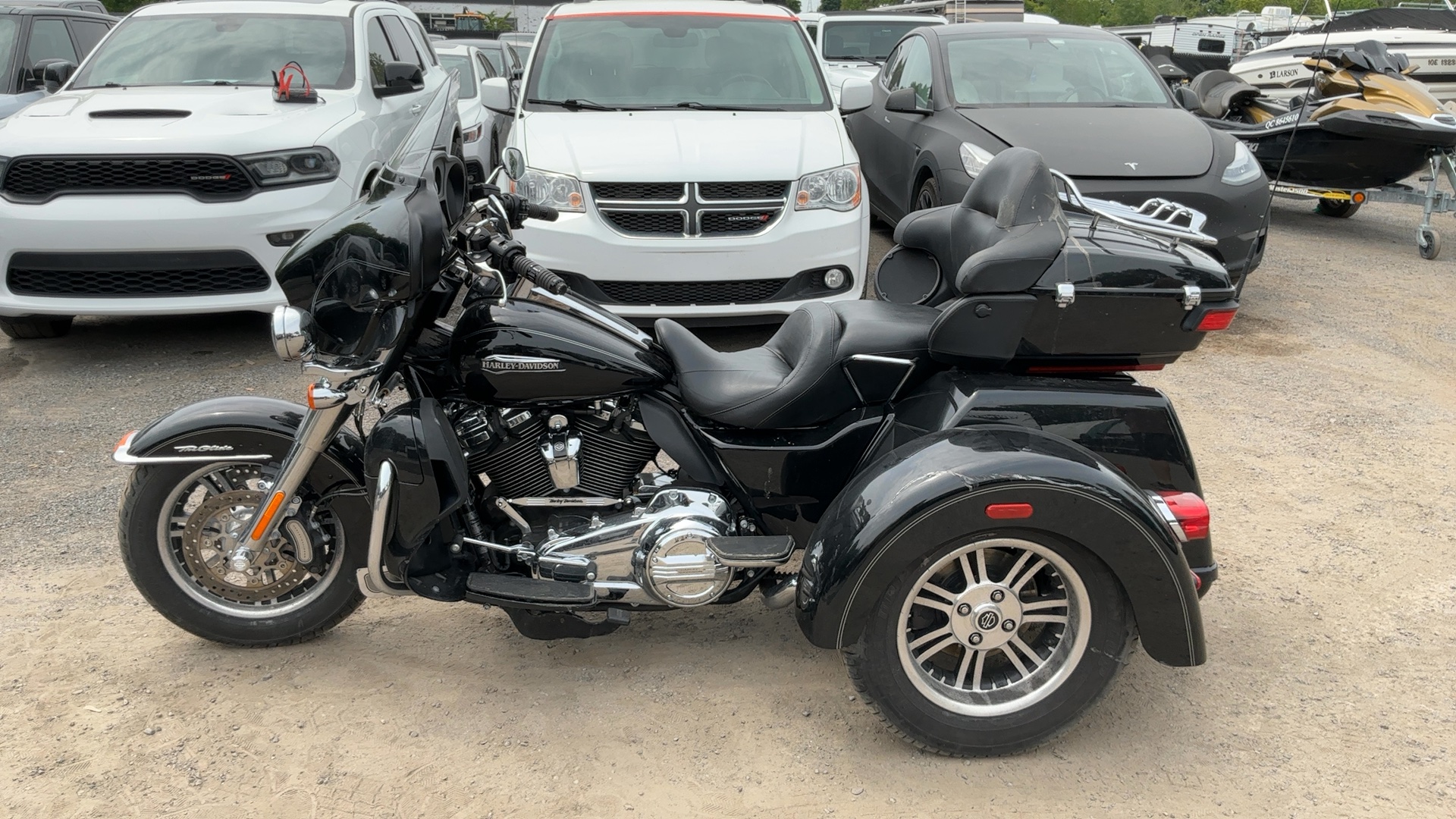 2017 HARLEY-DAVIDSON FLHCUTG