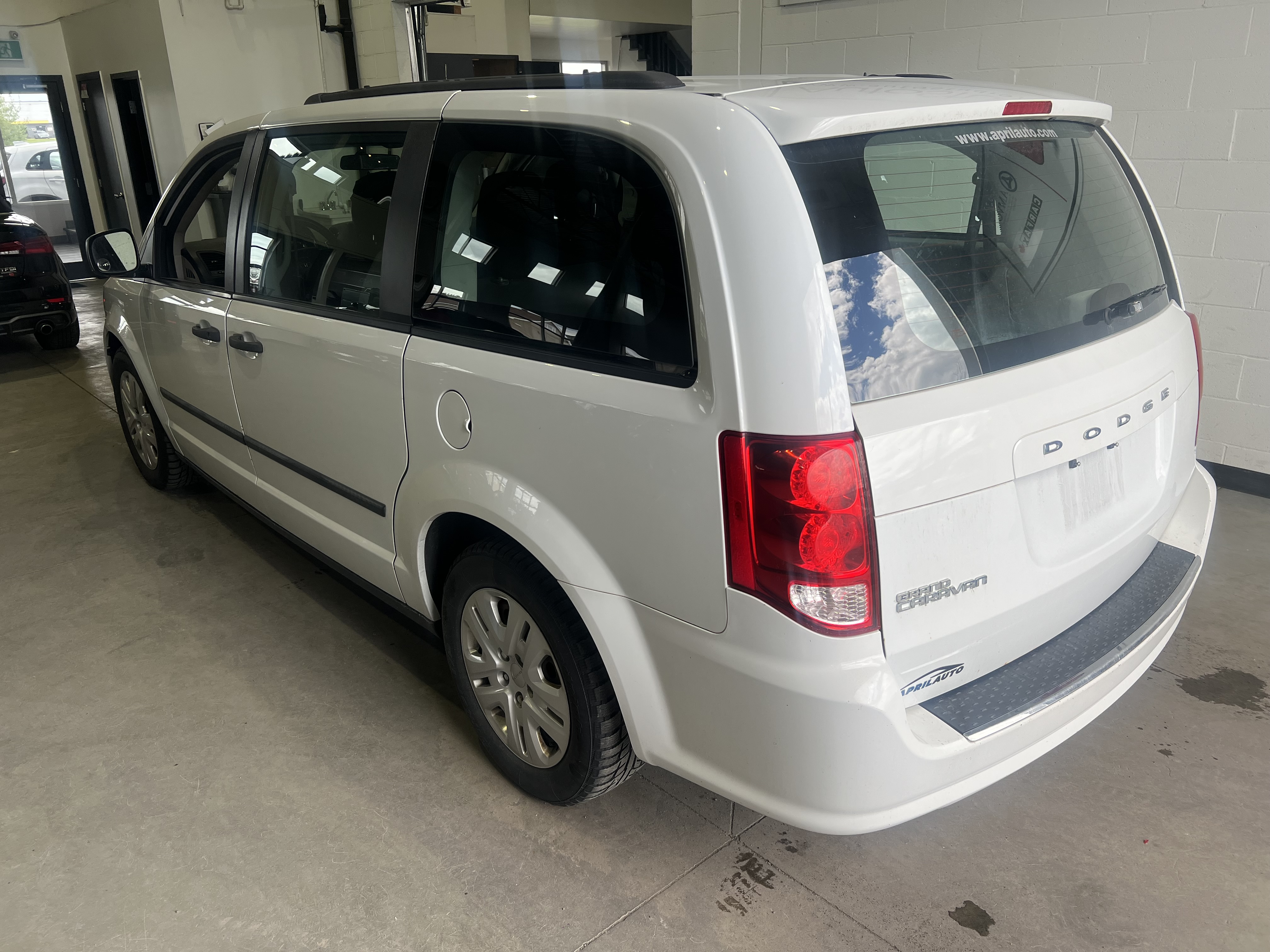 DODGE GRAND CARAVAN 2016 - 3