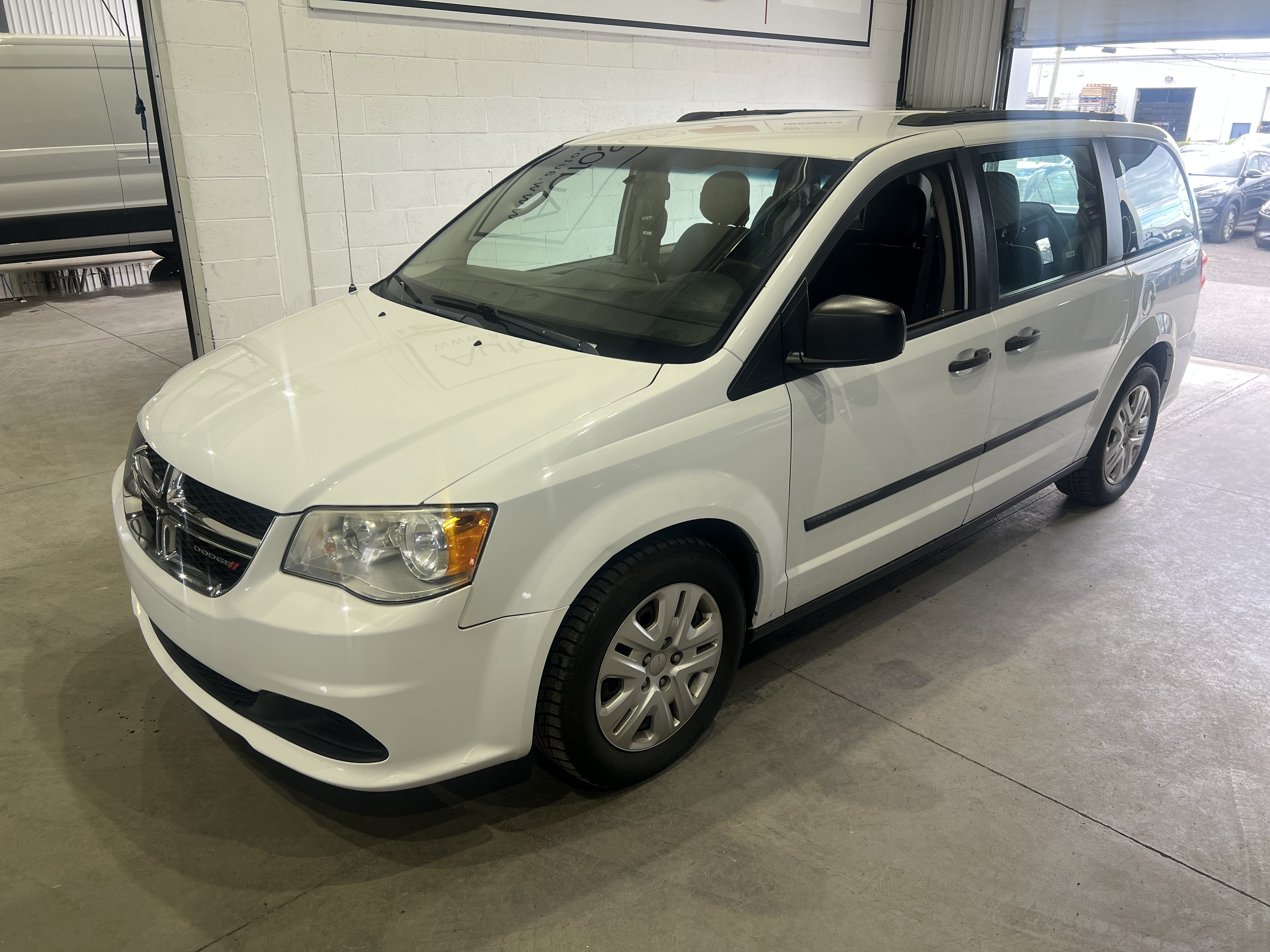 DODGE GRAND CARAVAN 2016 - 4