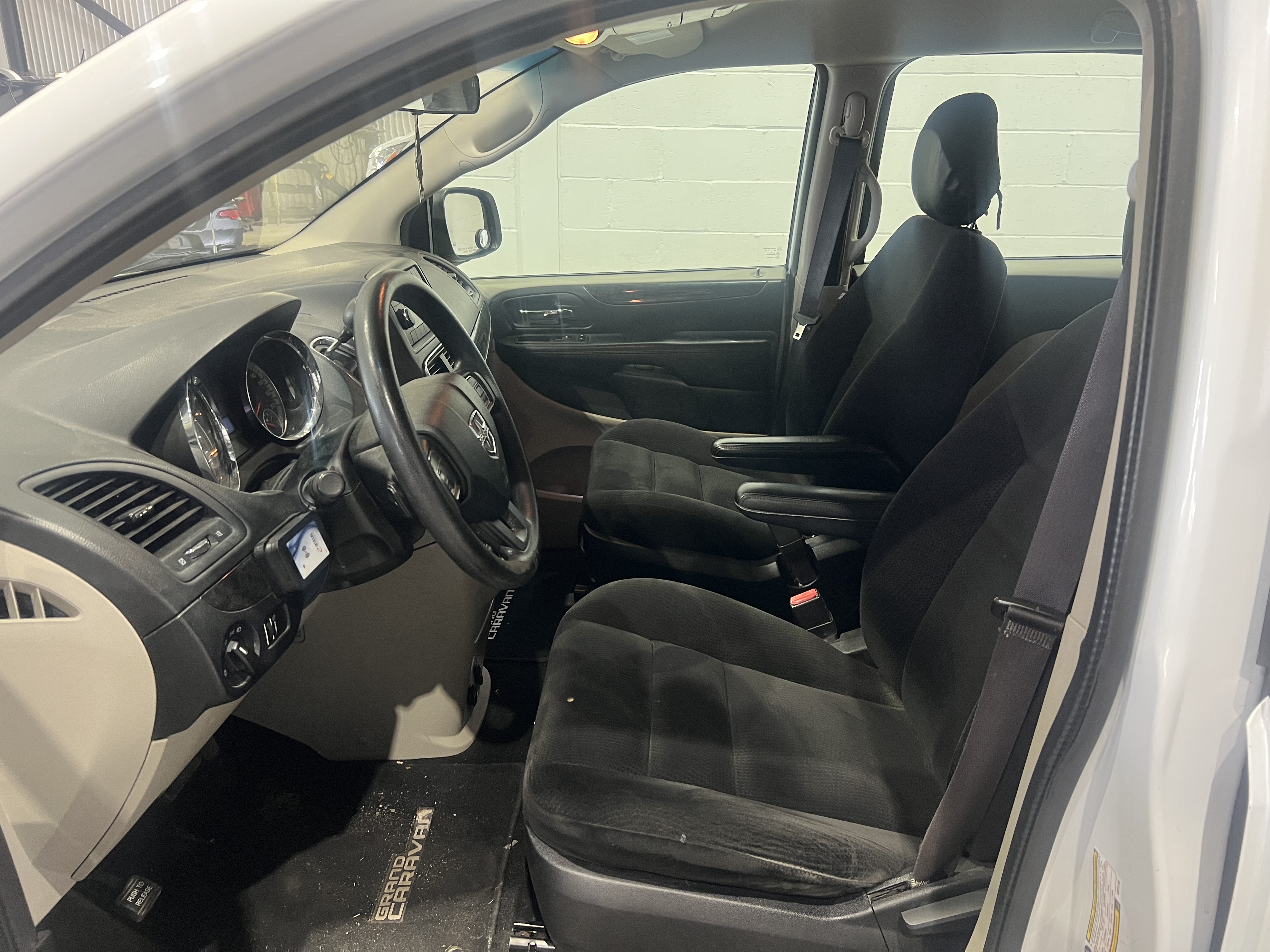 DODGE GRAND CARAVAN 2016 - 5