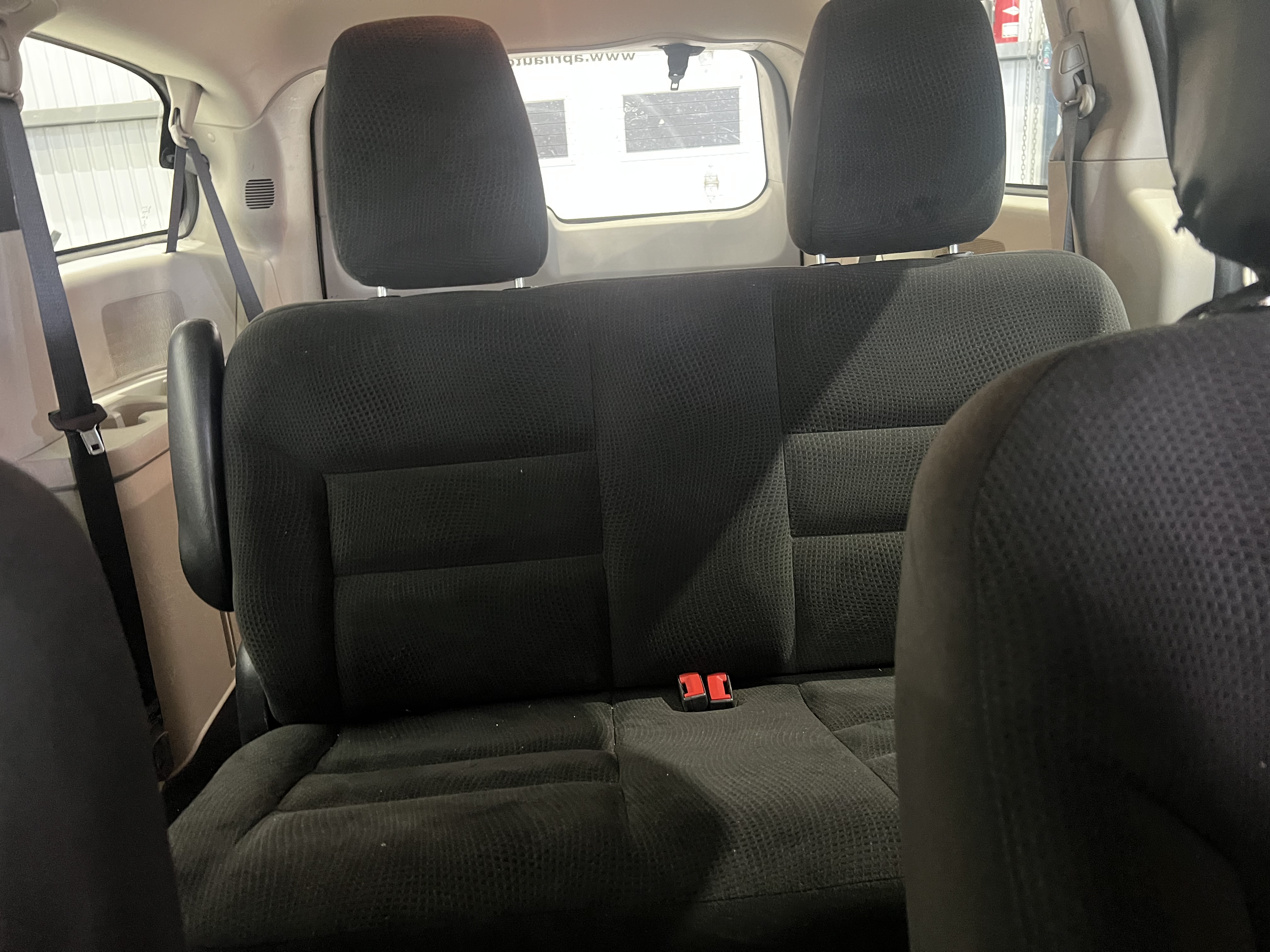 DODGE GRAND CARAVAN 2016 - 9