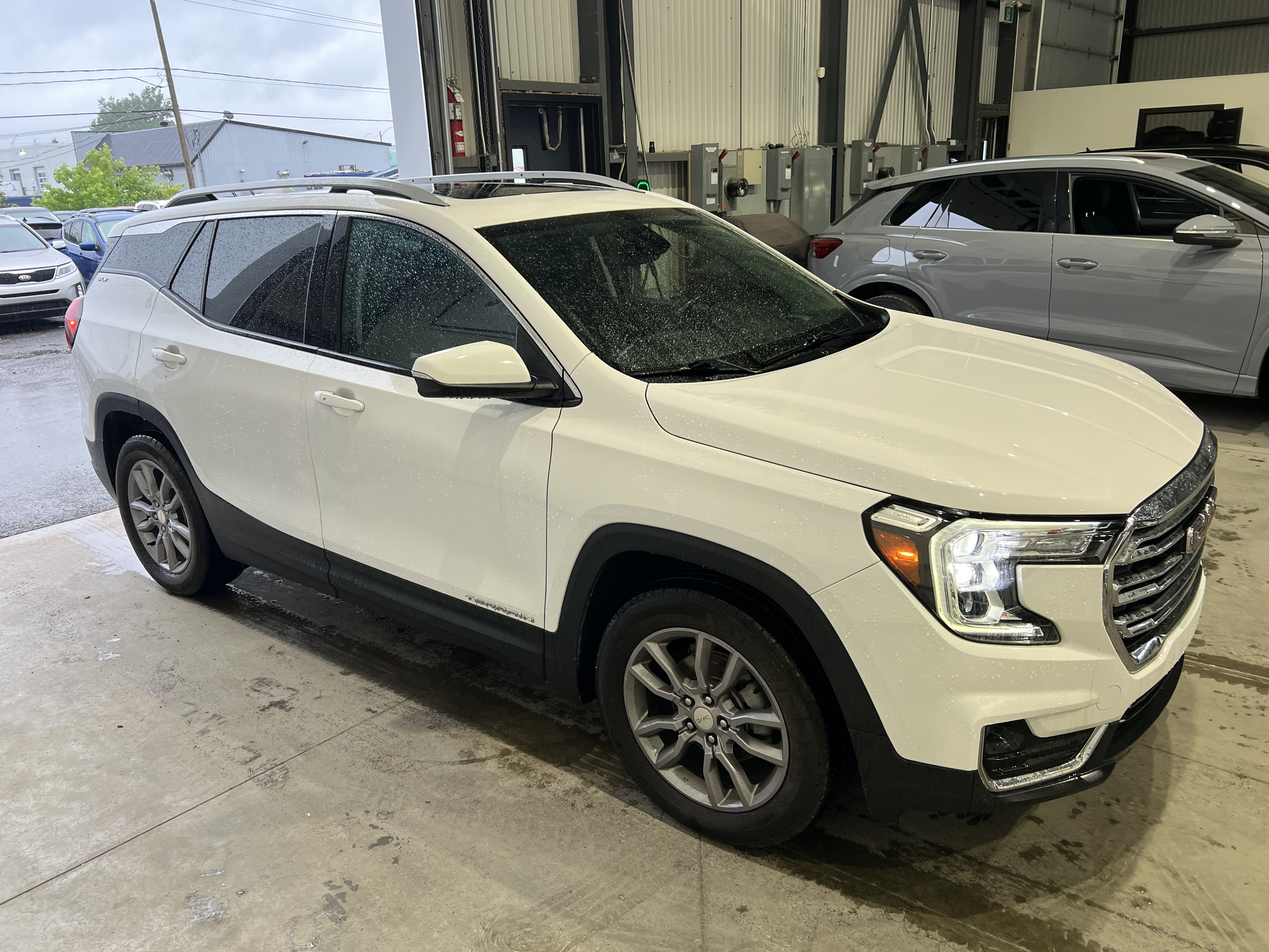 2022 GMC Terrain SLT