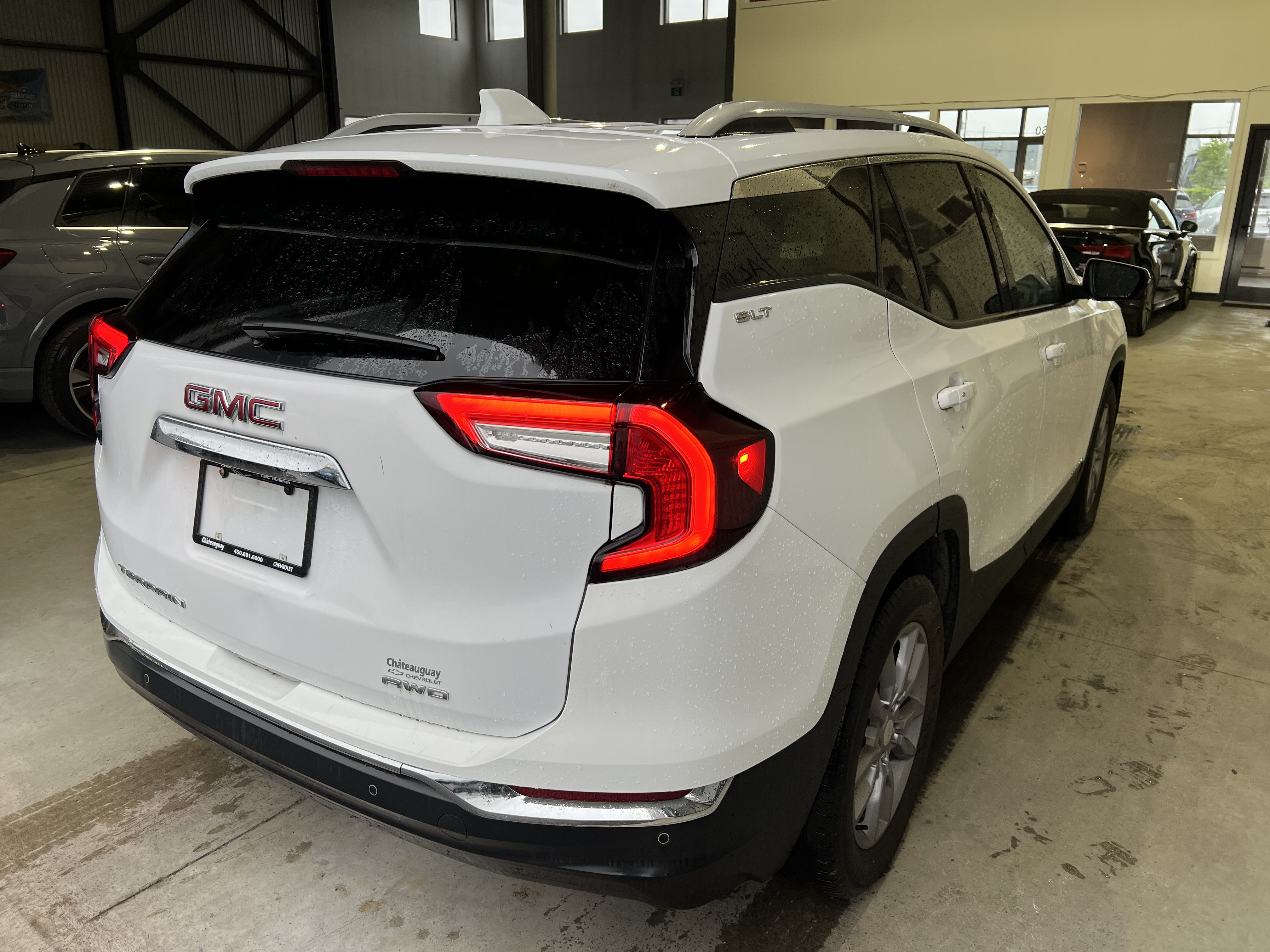 2022 GMC Terrain SLT